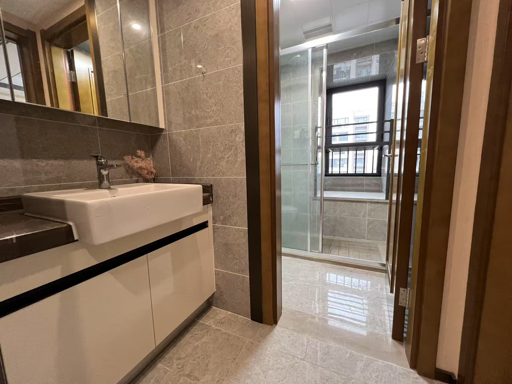 远创东樾 4室2厅2卫 133.42m&sup2;