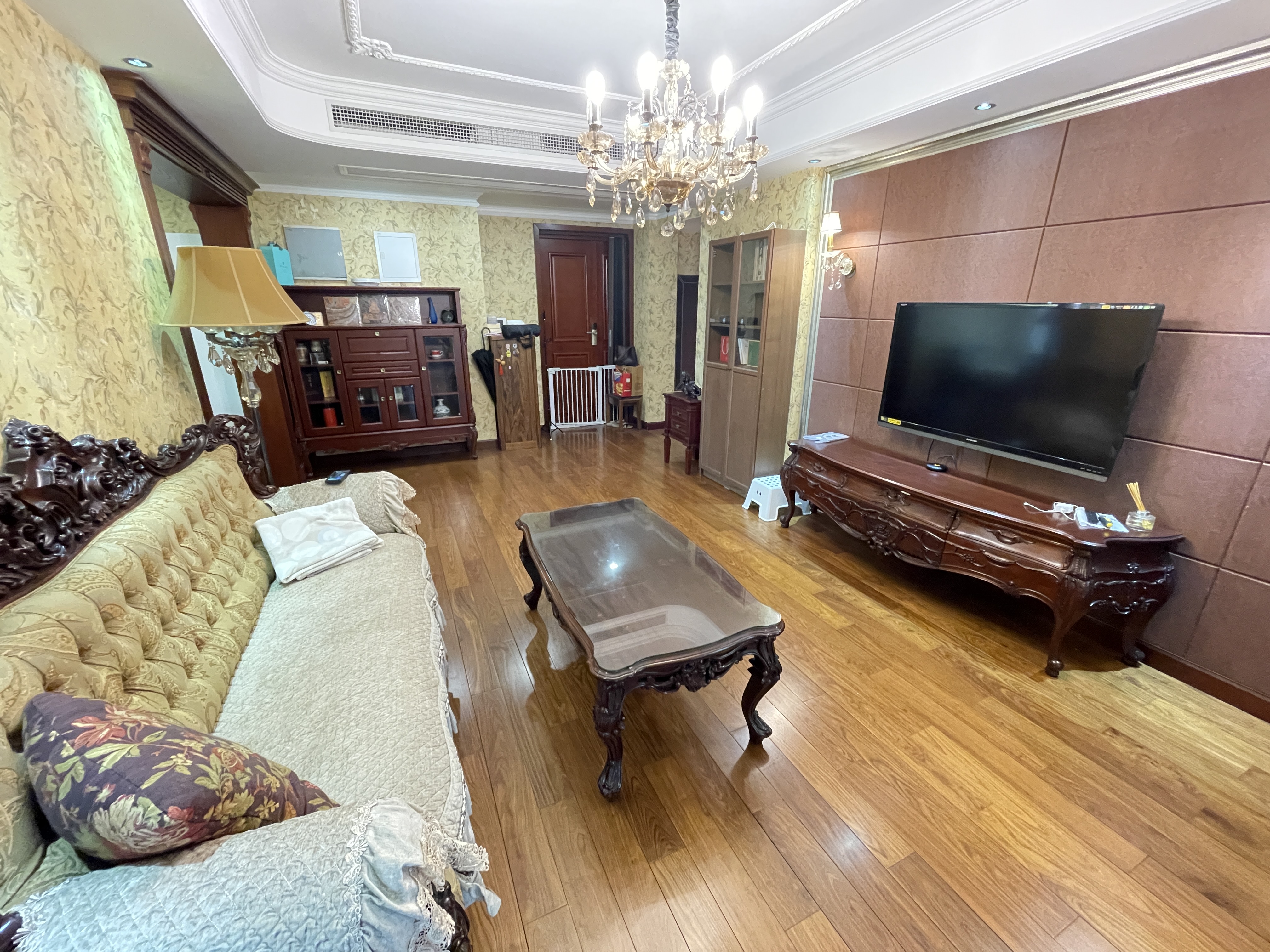 绿城玉兰公寓 3室2厅2卫 163m&sup2;