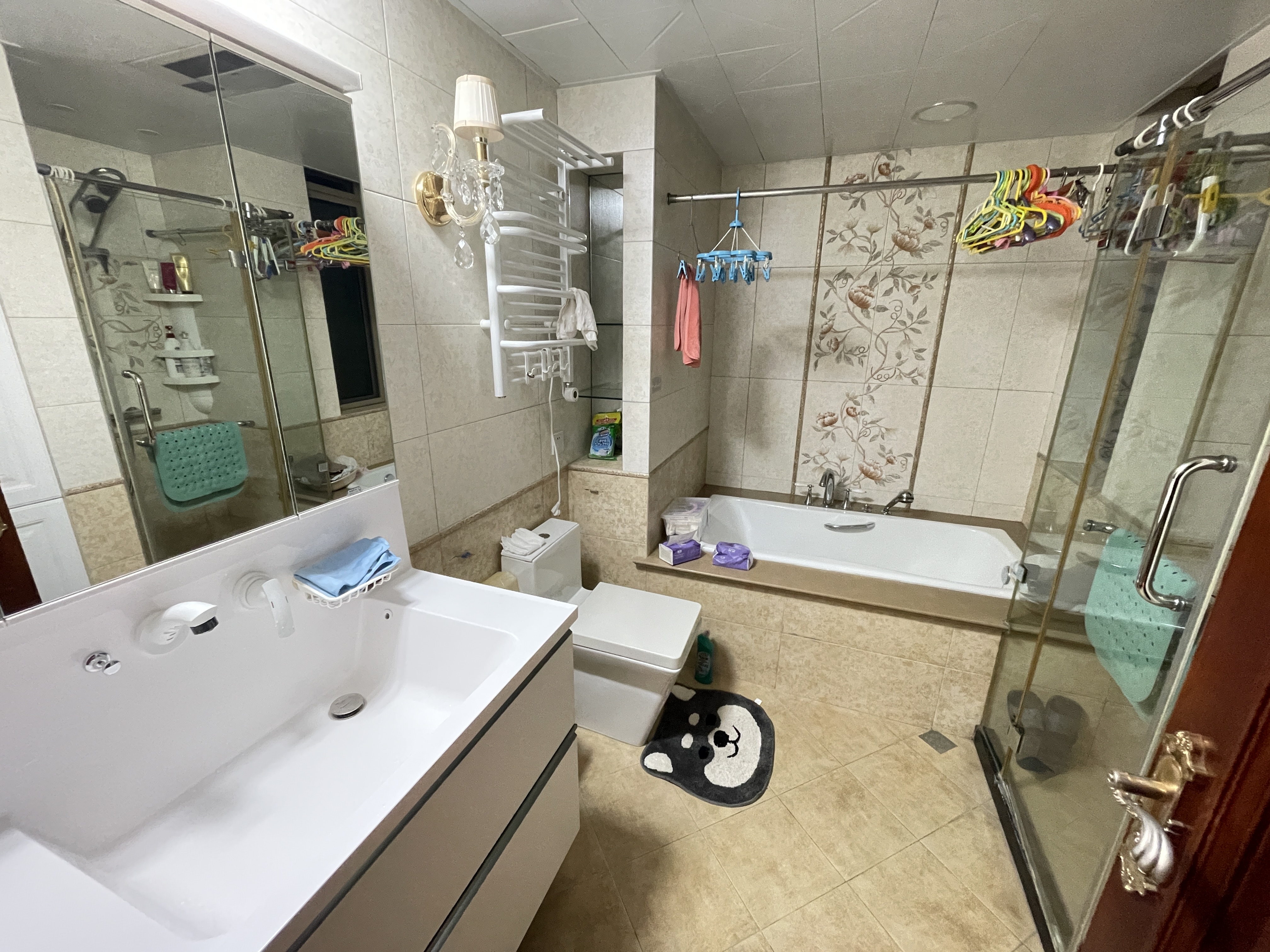 绿城玉兰公寓 3室2厅2卫 163m&sup2;