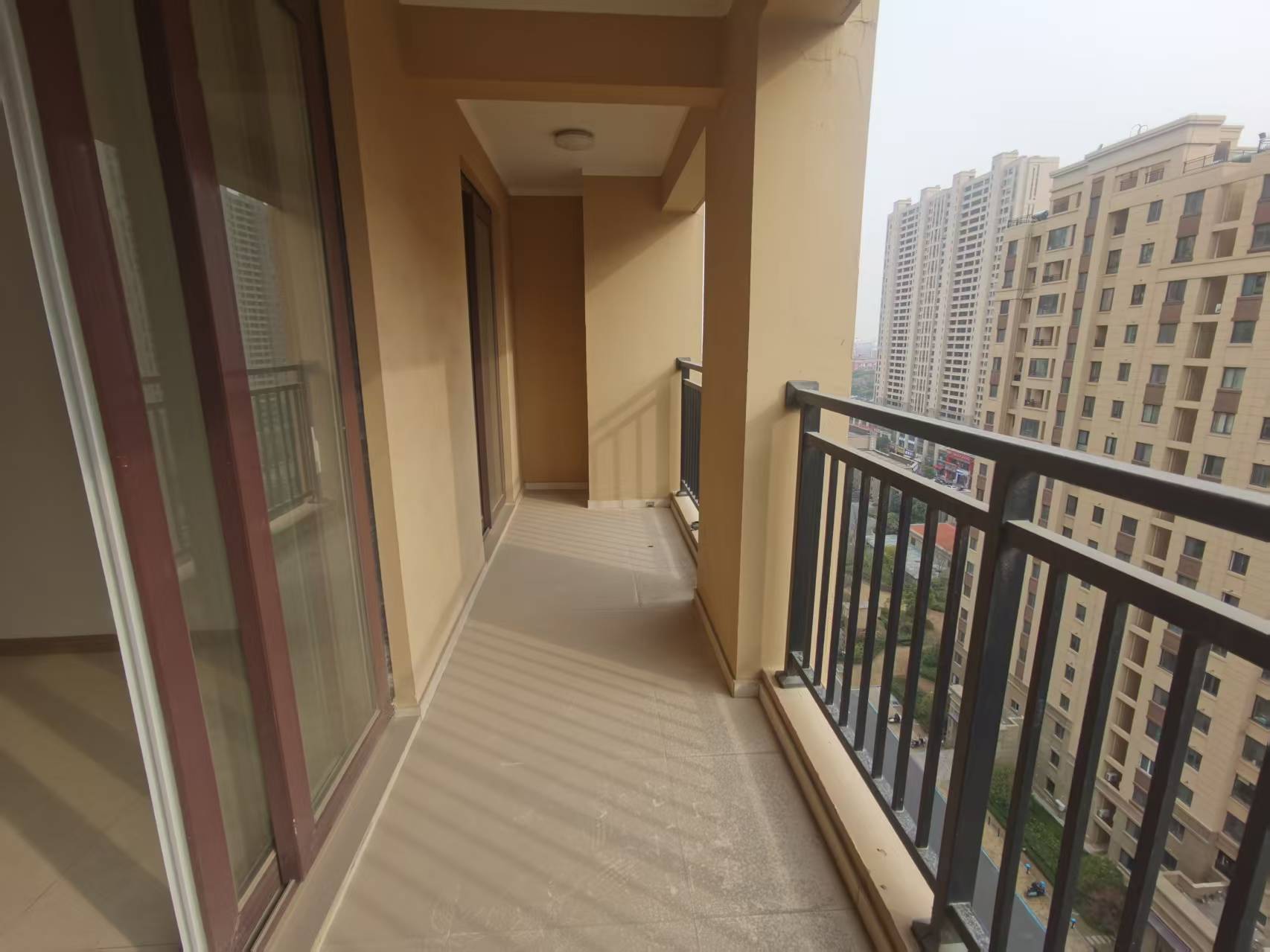世茂云锦(九龙庭广场) 4室2厅2卫 128.33m&sup2;