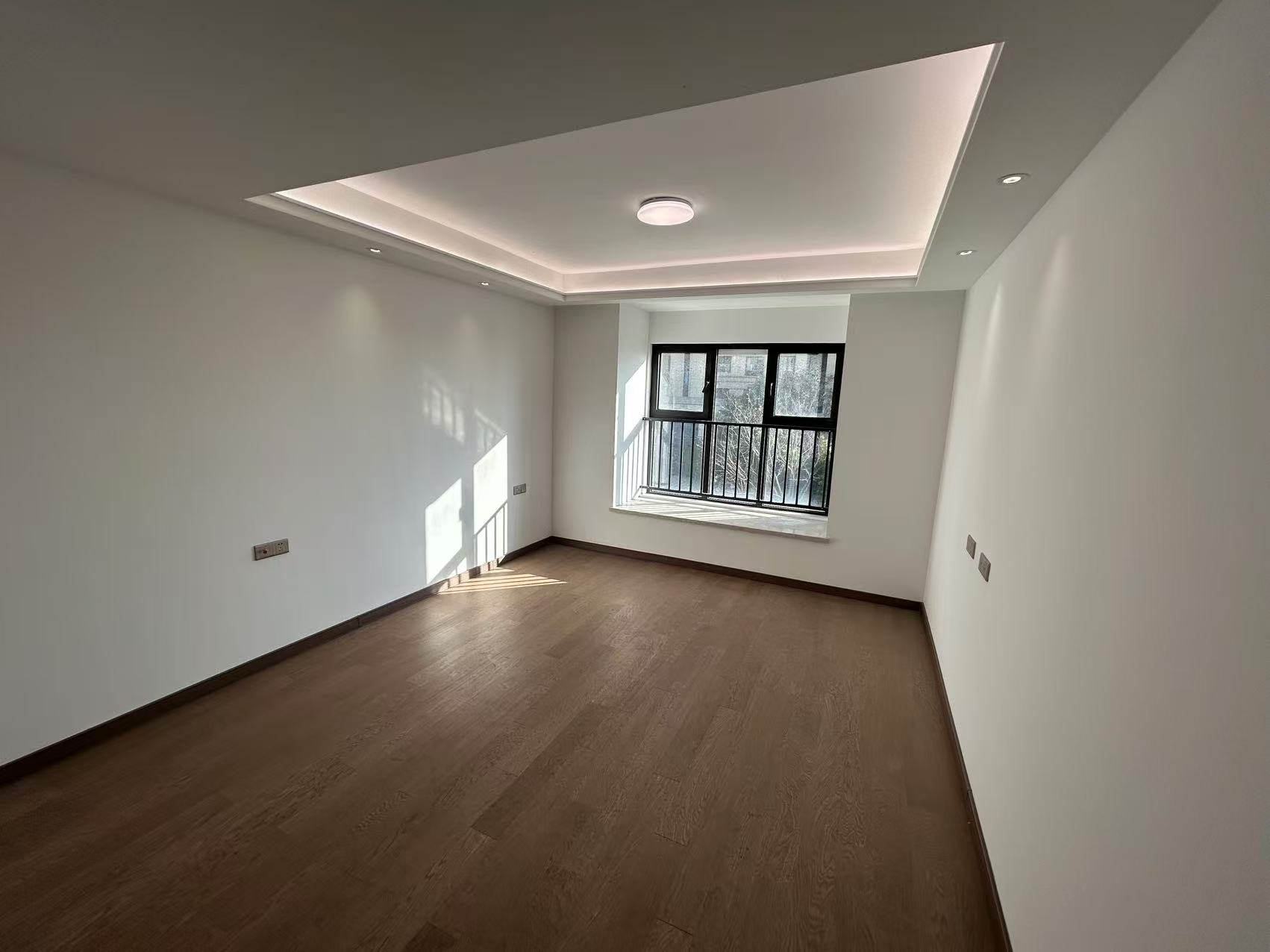 中海上东区 3室1厅2卫 123.88m&sup2;