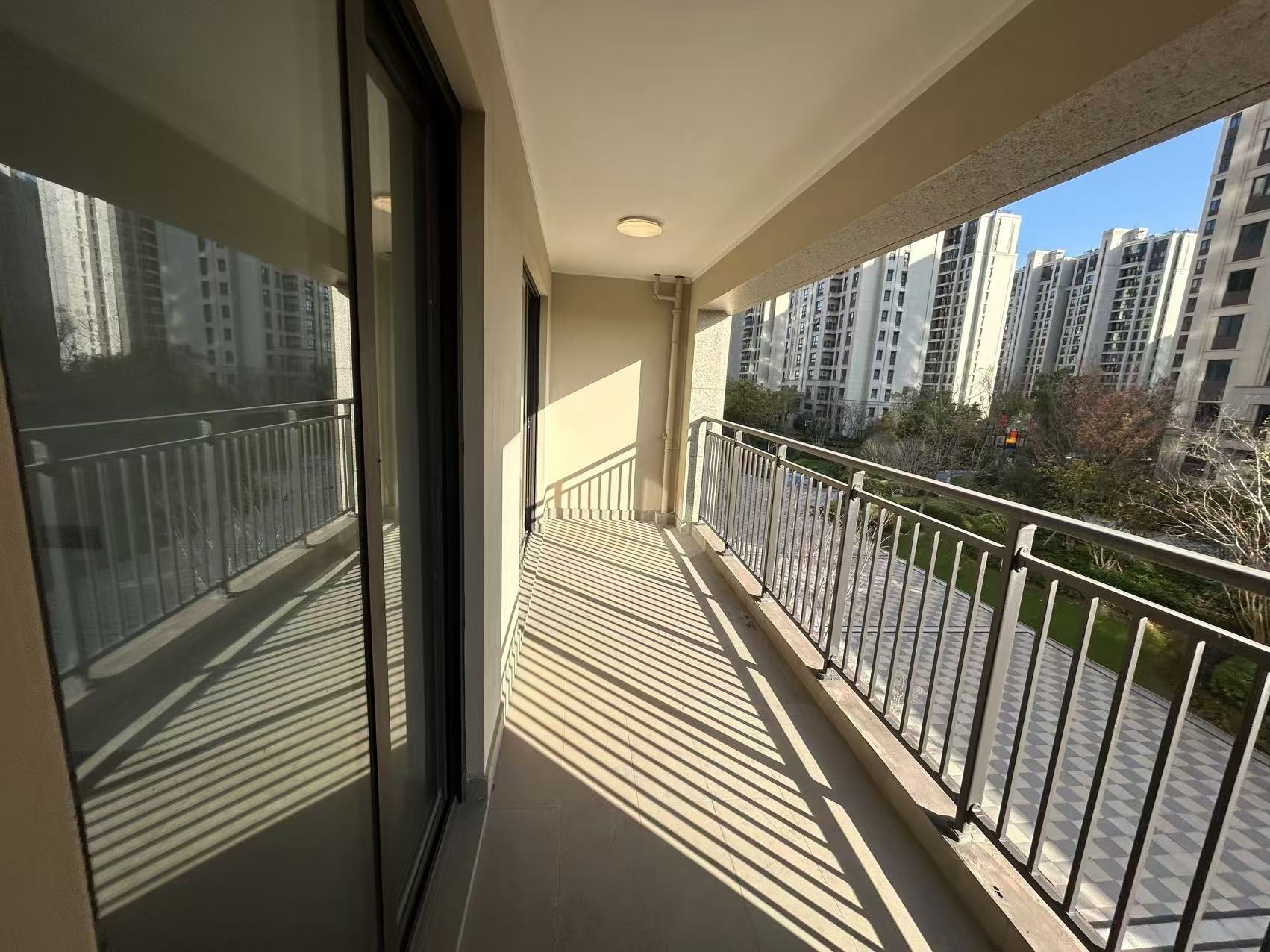 中海上东区 3室2厅2卫 123m&sup2;