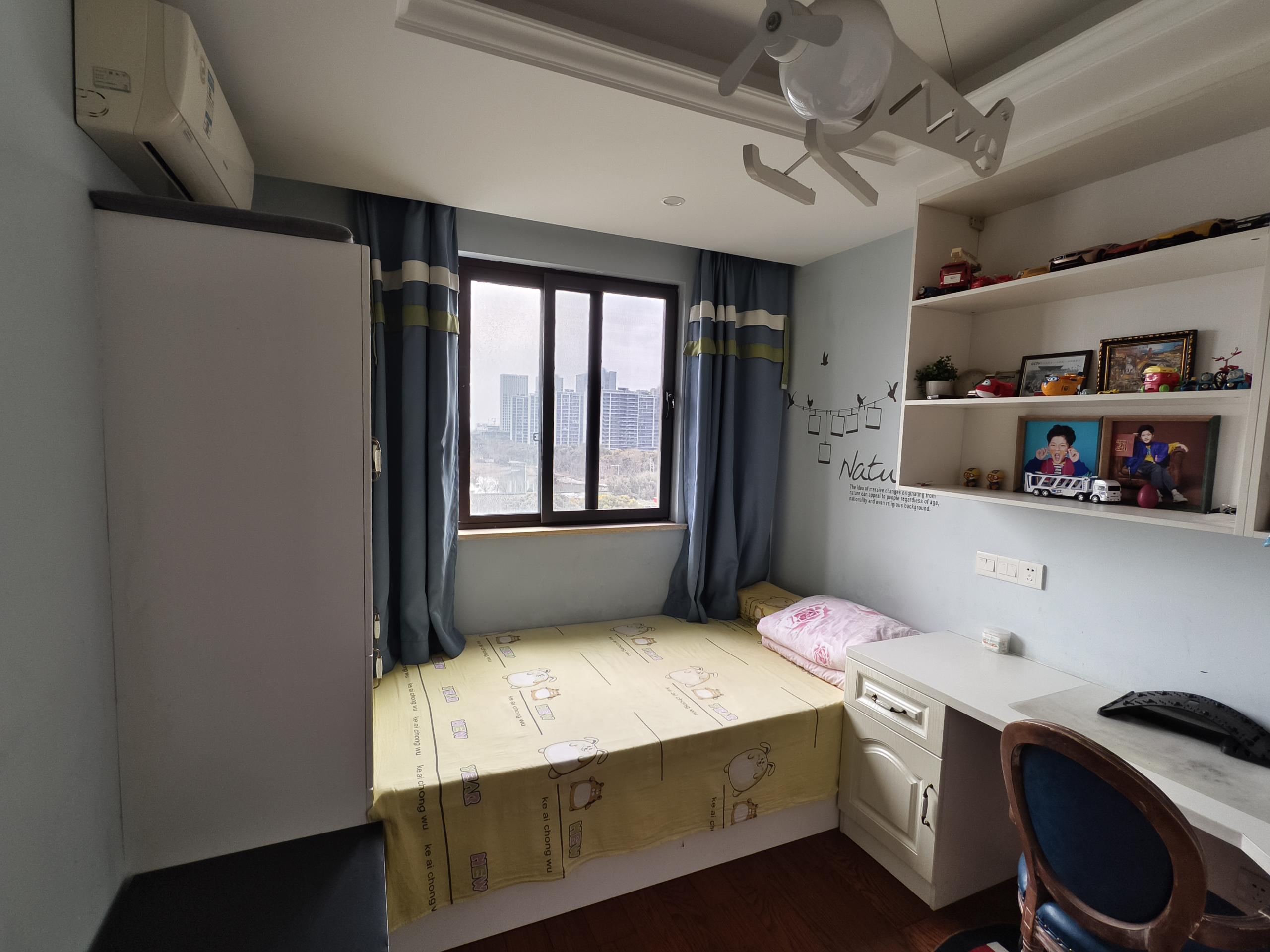 华润悦锦湾 4室2厅2卫 142m²