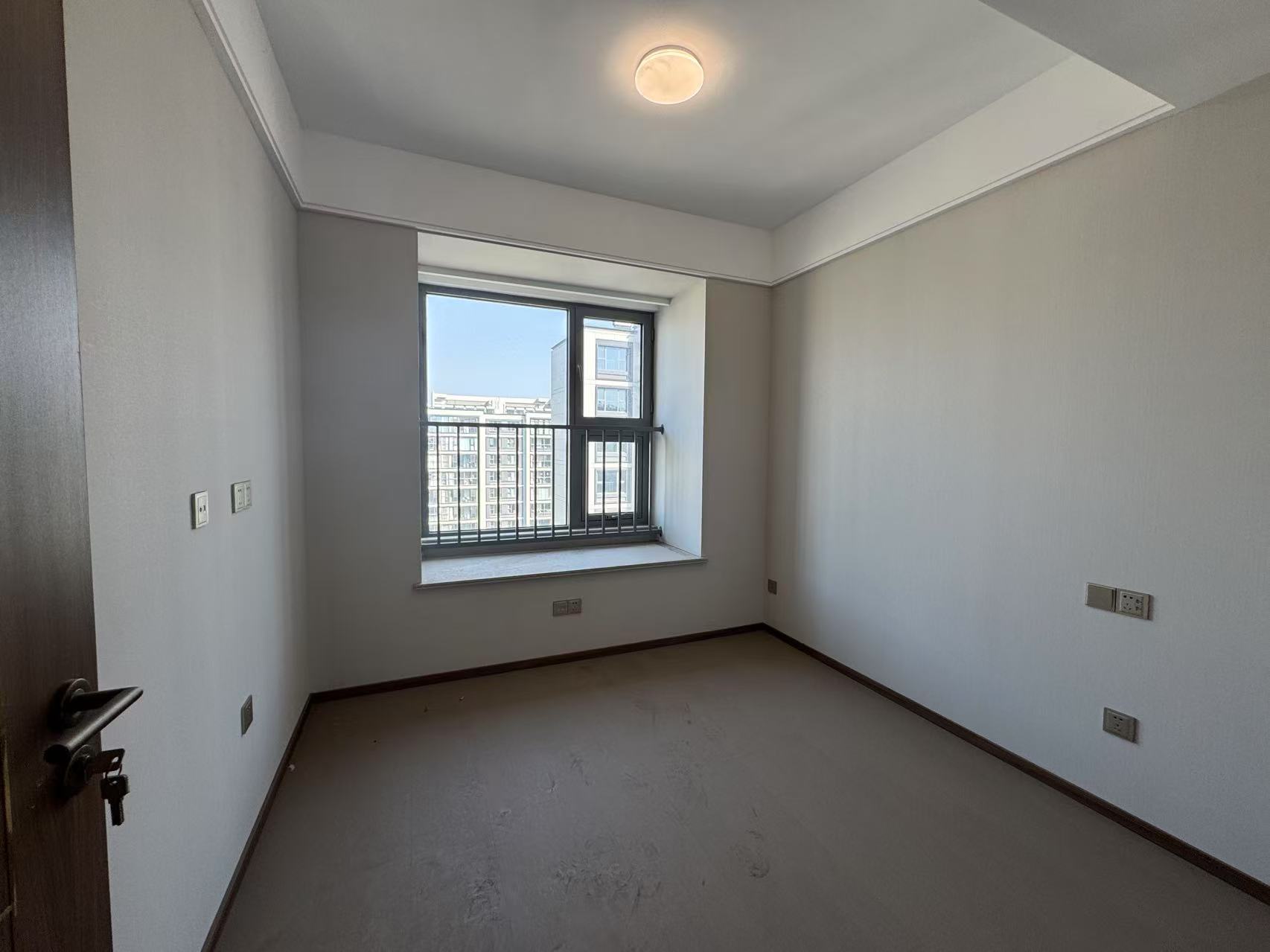 长泰滨河国际 4室2厅2卫 142.36m&sup2;