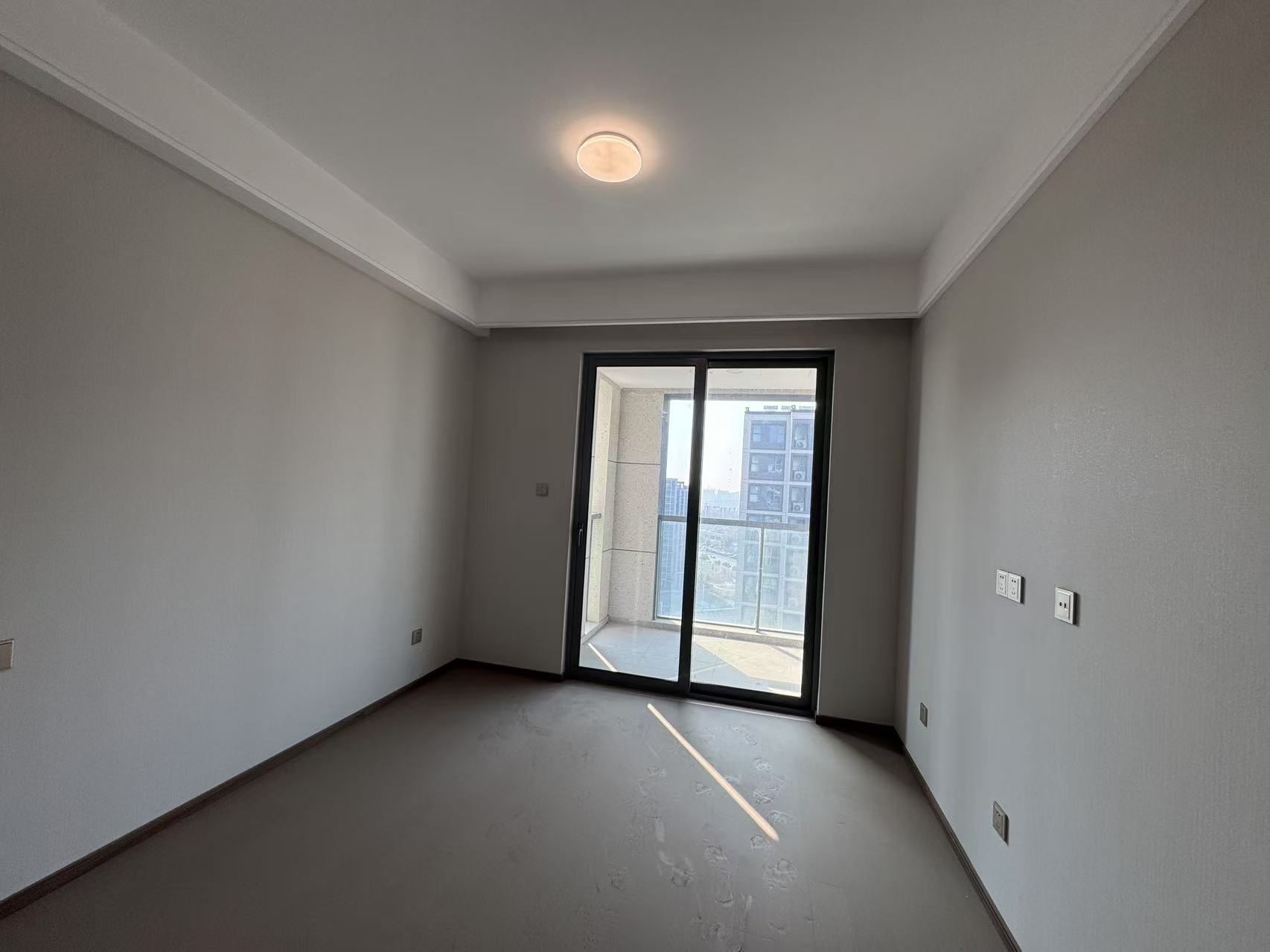 长泰滨河国际 4室2厅2卫 142.36m&sup2;