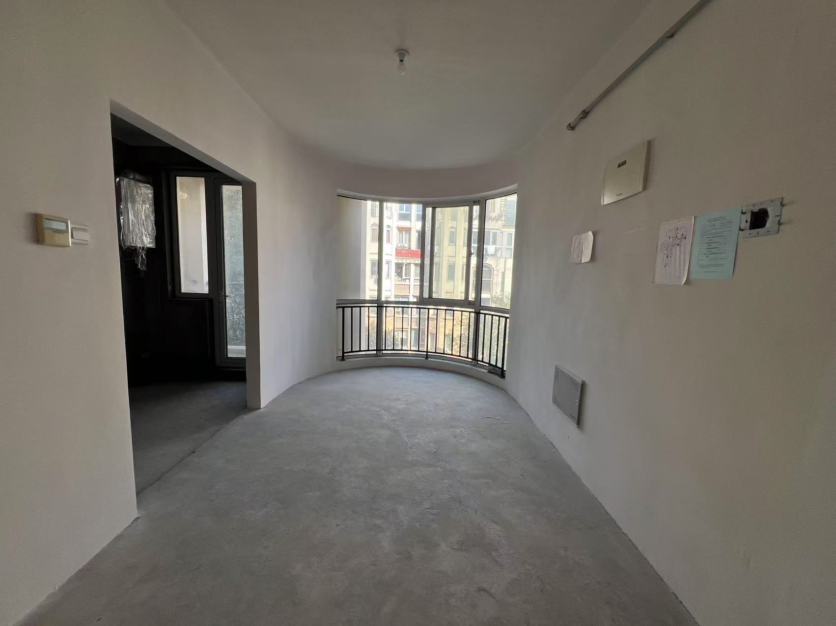 军山花园 1室2厅1卫 77.6m²