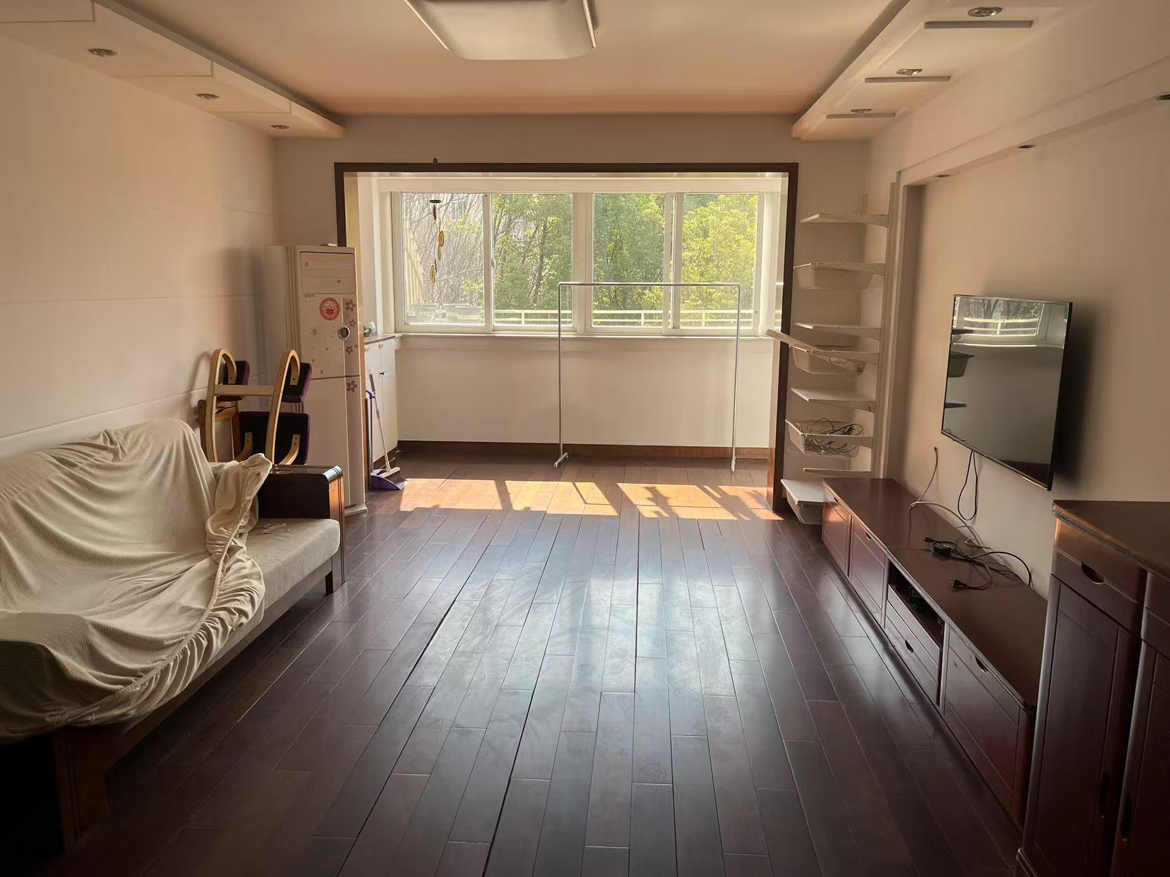春晖花园 3室1厅1卫 135.2m²