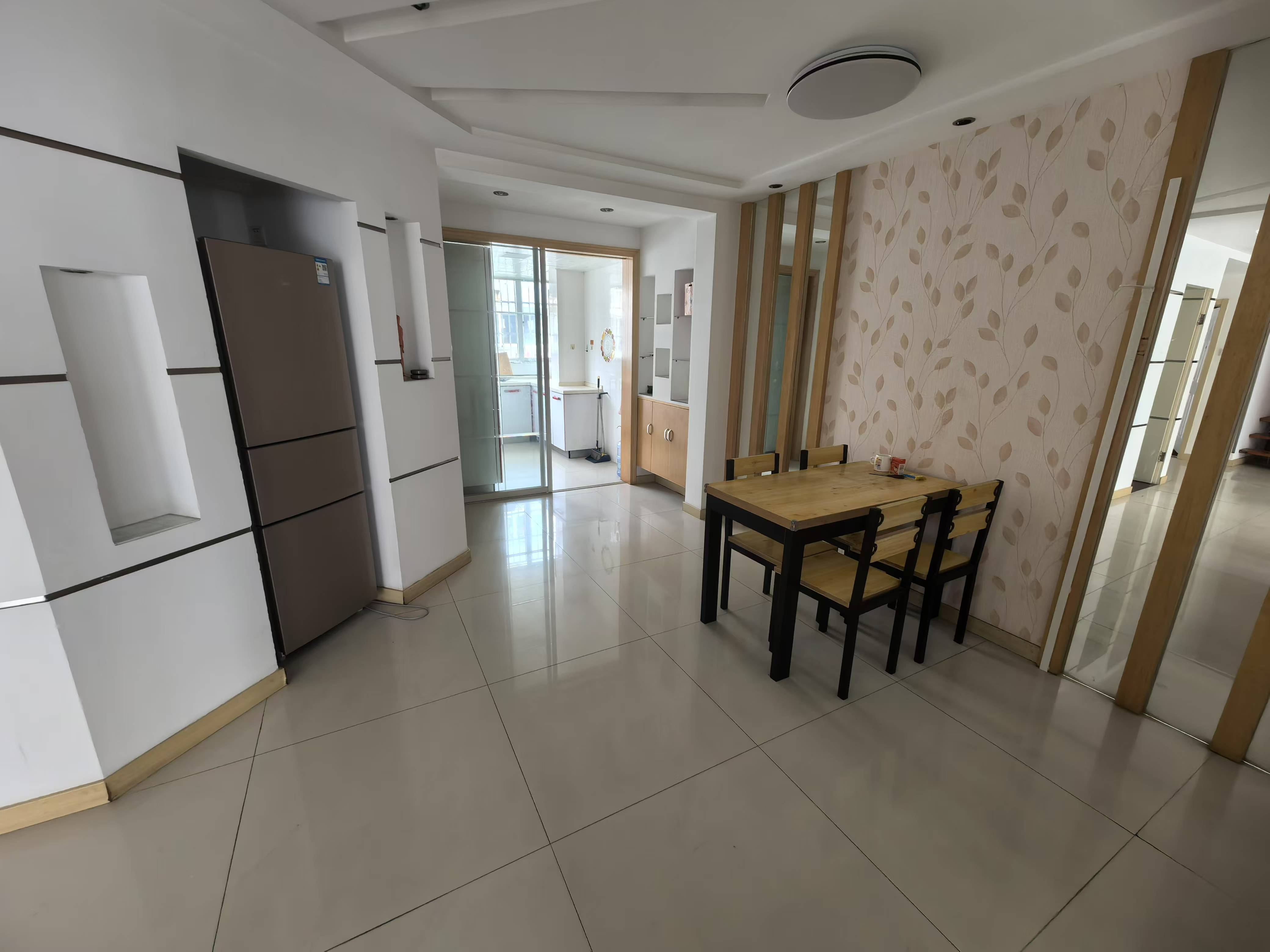 锦江苑 3室2厅2卫 154.55m²