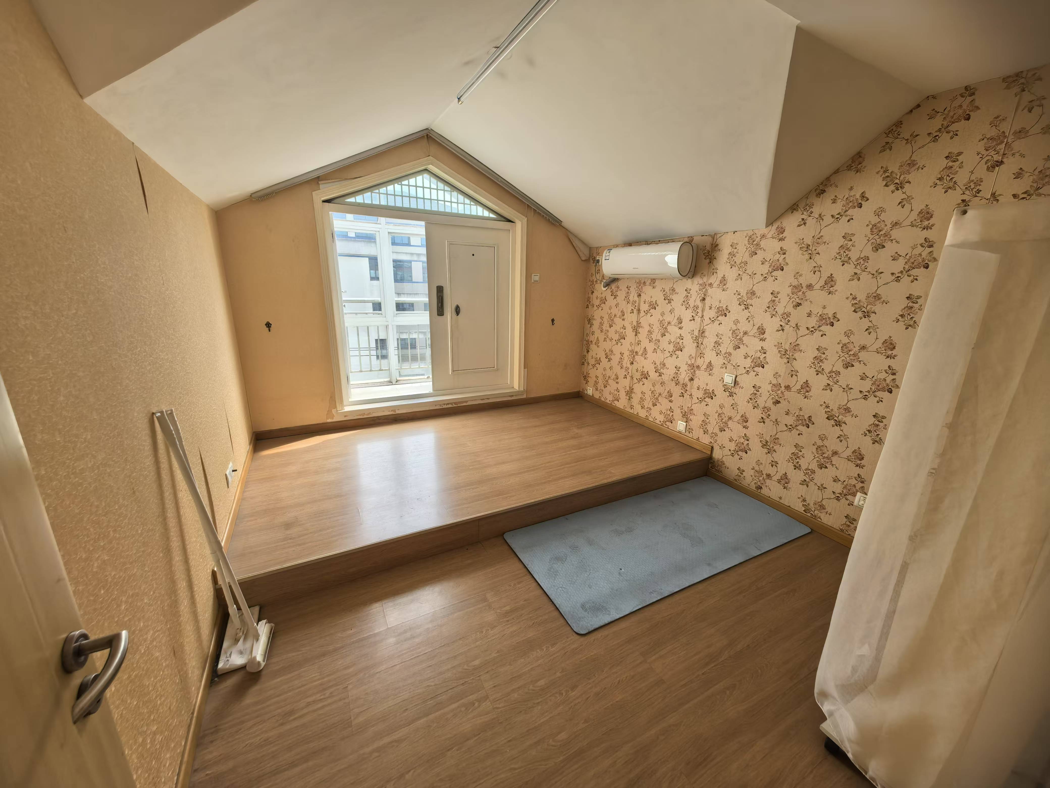 锦江苑 5室2厅2卫 154m&sup2;