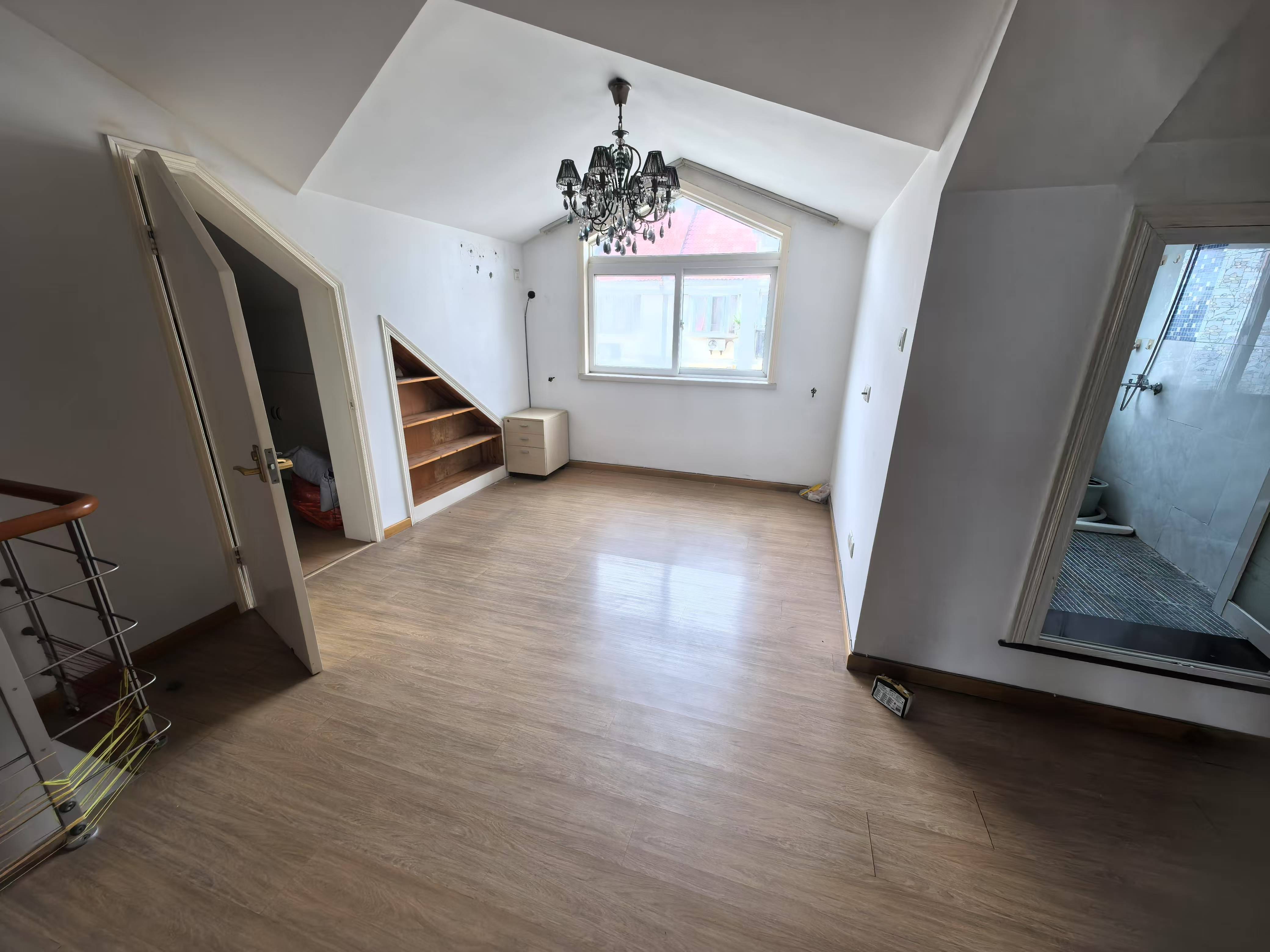 锦江苑 5室2厅2卫 154m&sup2;