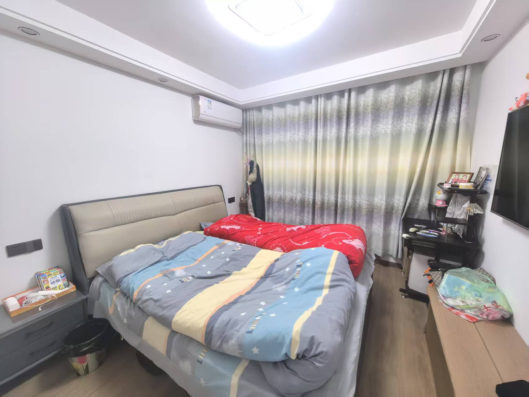 中海碧林湾 3室1厅1卫 97.17m&sup2;