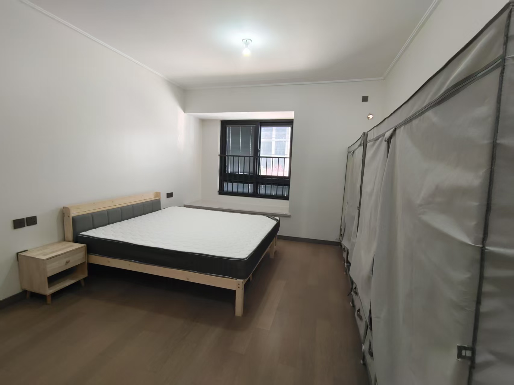 万科翡翠东第 3室2厅2卫 129.27m&sup2;