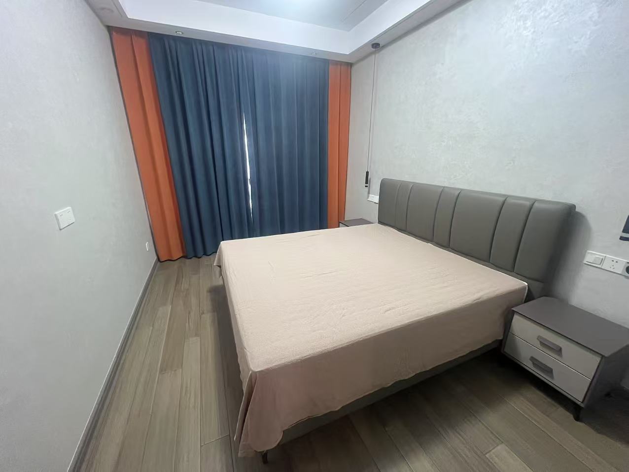盛和九里香堤一期 6室2厅4卫 322m&sup2;