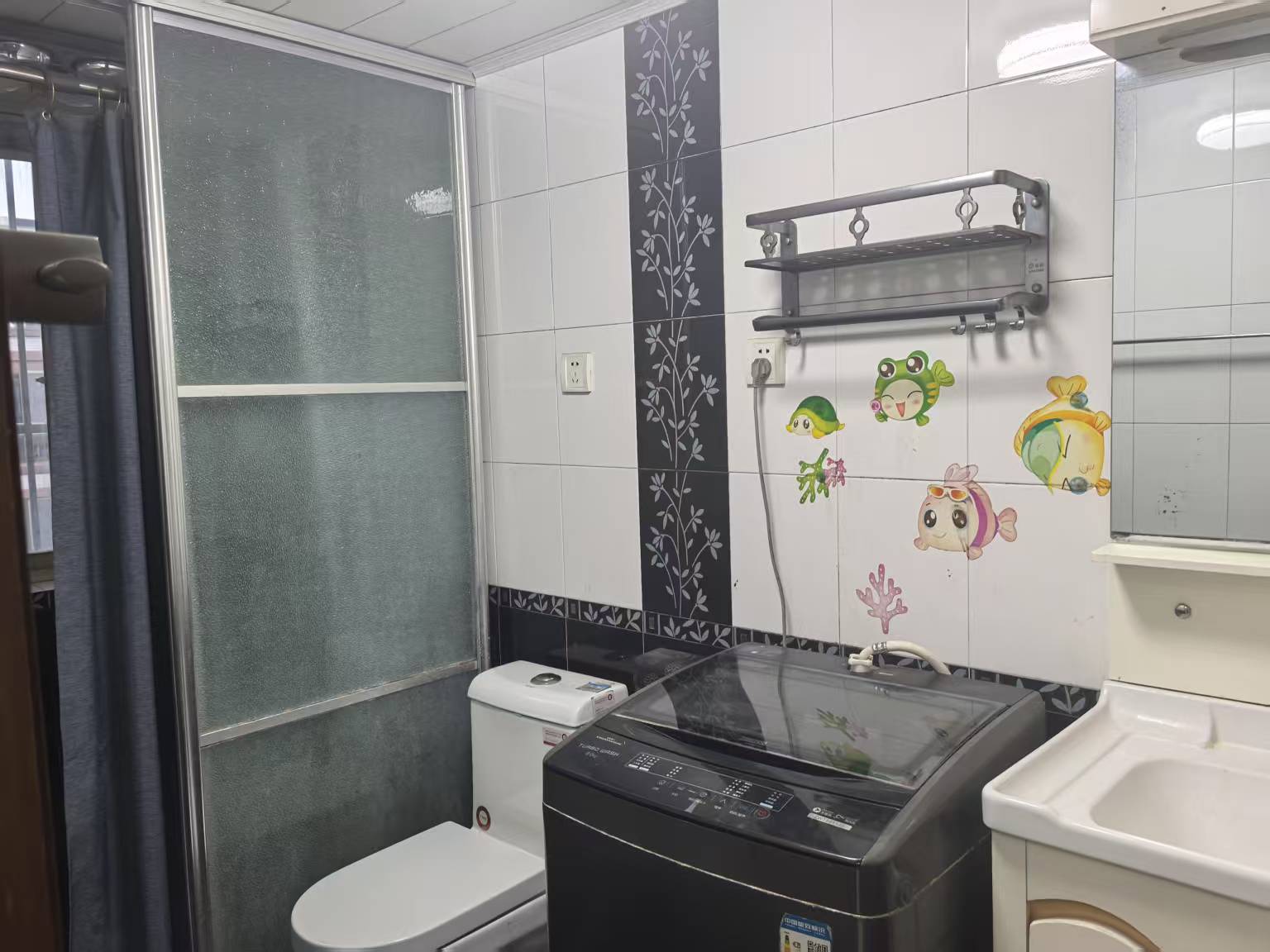 天都花苑 3室2厅2卫 138.5m&sup2;
