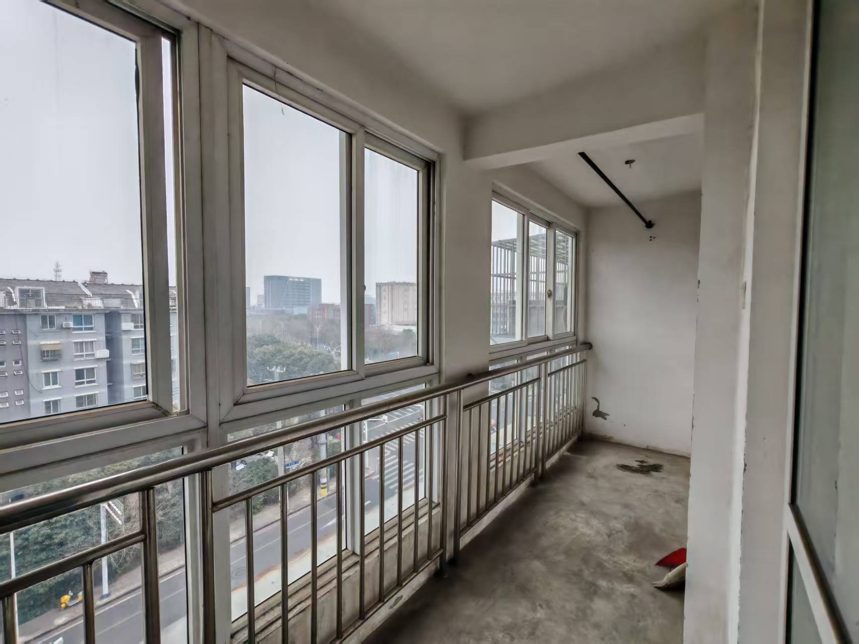 永和佳园 3室2厅1卫 130m&sup2;