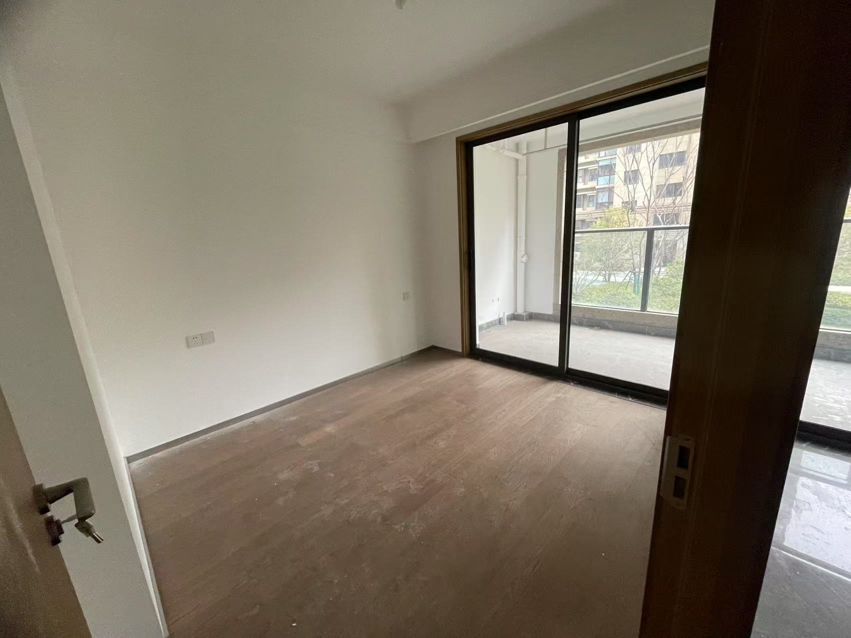 远创宸樾 4室2厅2卫 121.42m&sup2;
