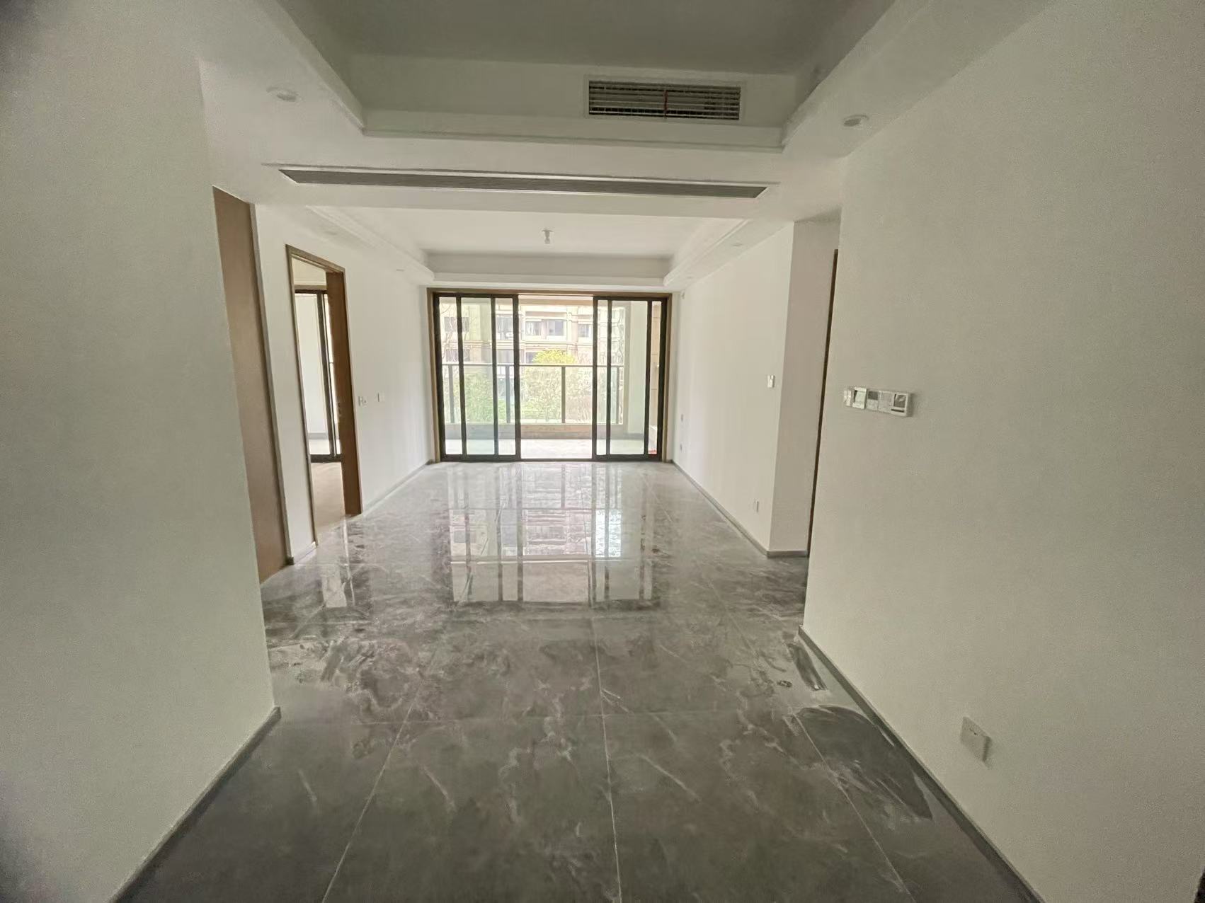 远创宸樾 4室2厅2卫 121.42m&sup2;