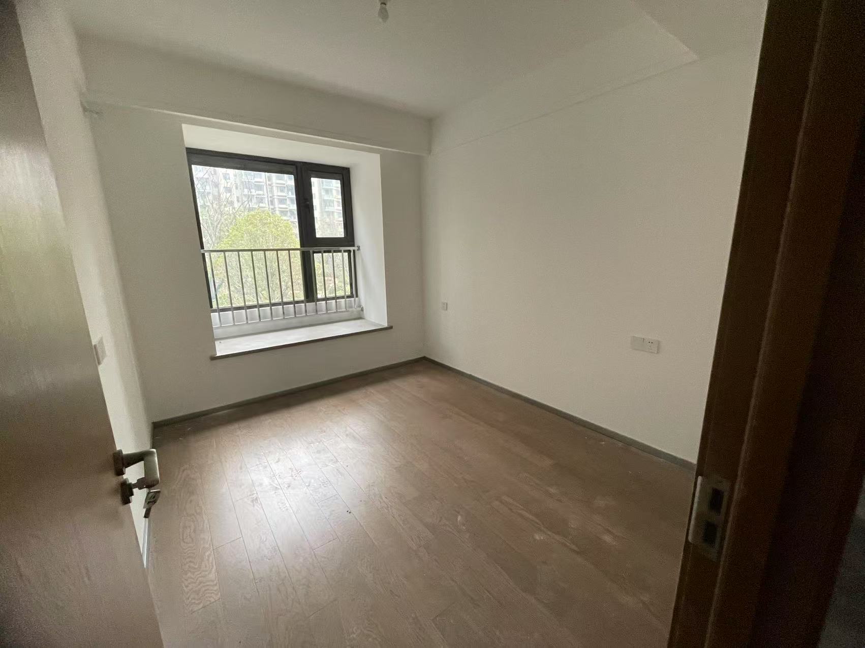 远创宸樾 4室2厅2卫 121.42m&sup2;