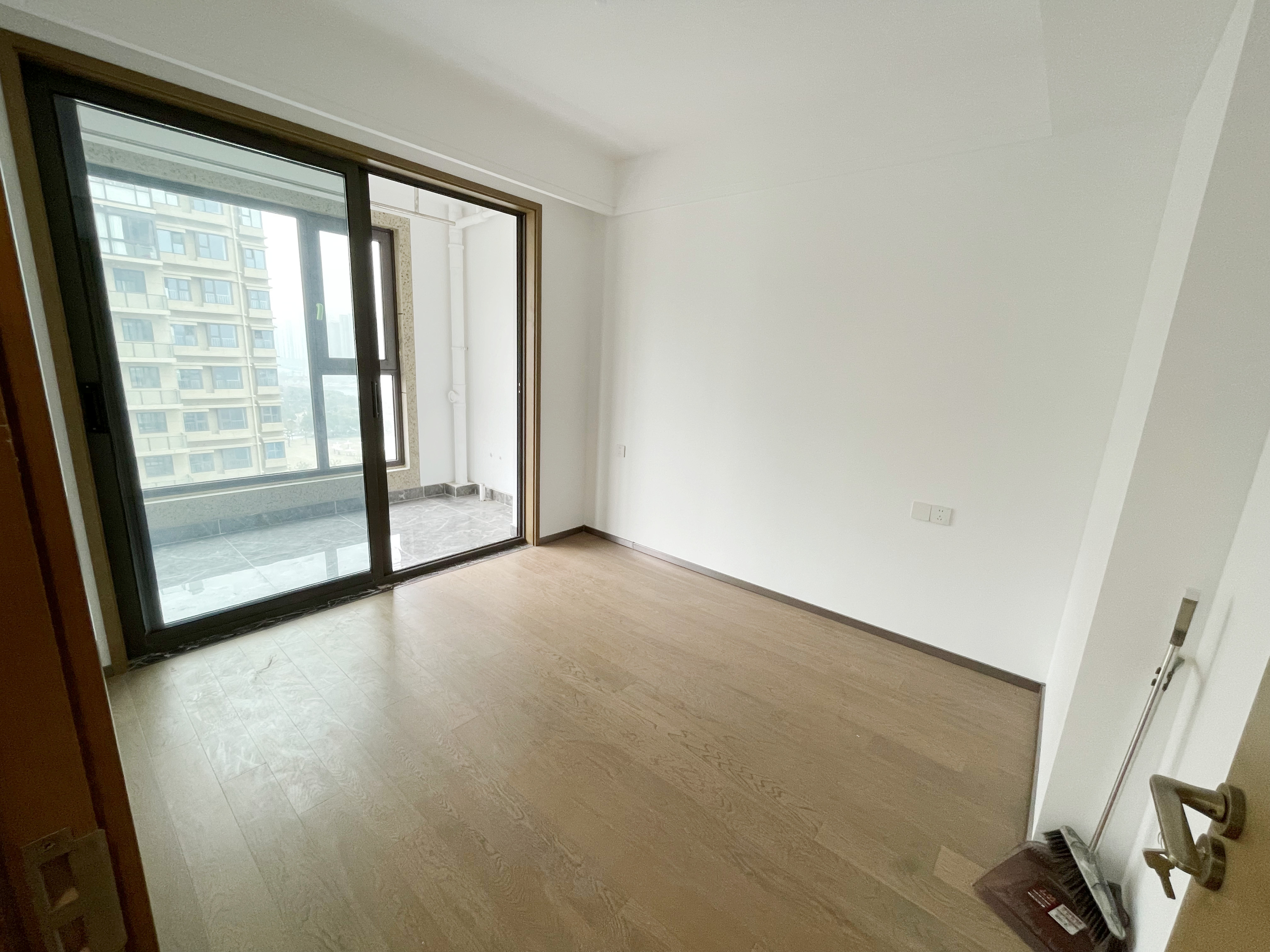 远创宸樾 3室2厅1卫 98.91m&sup2;