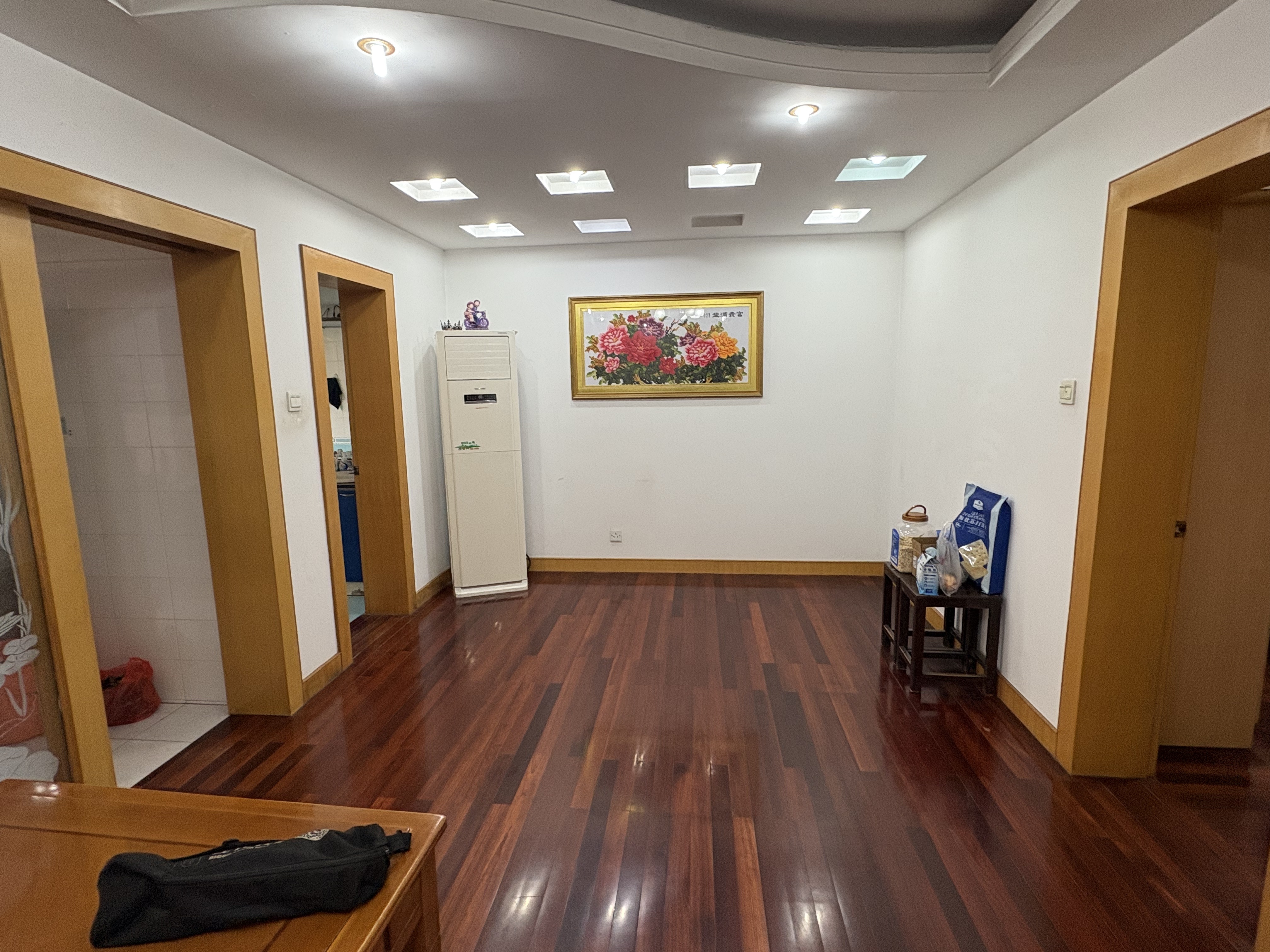 黎明花园 4室1厅1卫 119.80m²