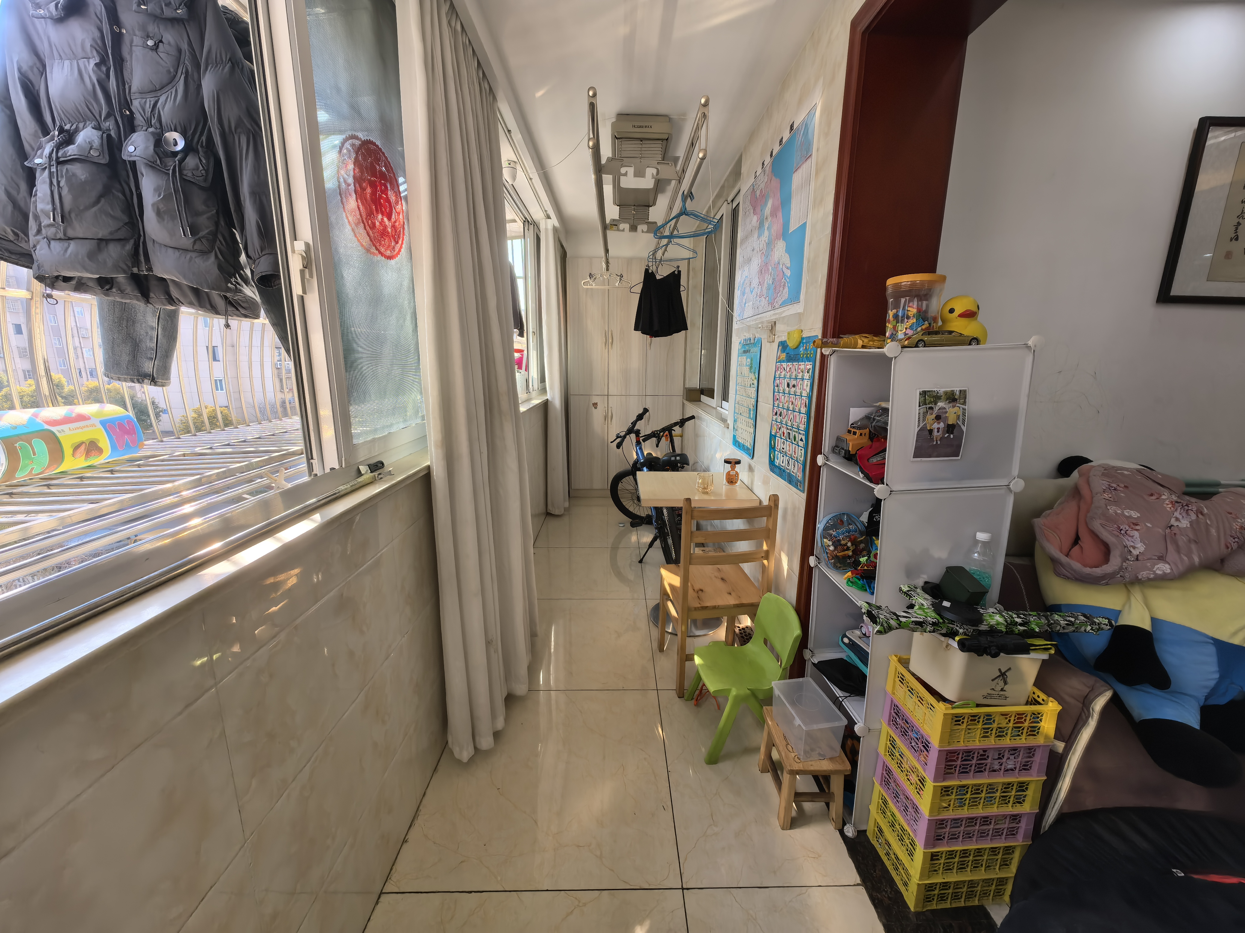 银河家园 3室2厅2卫 141m&sup2;