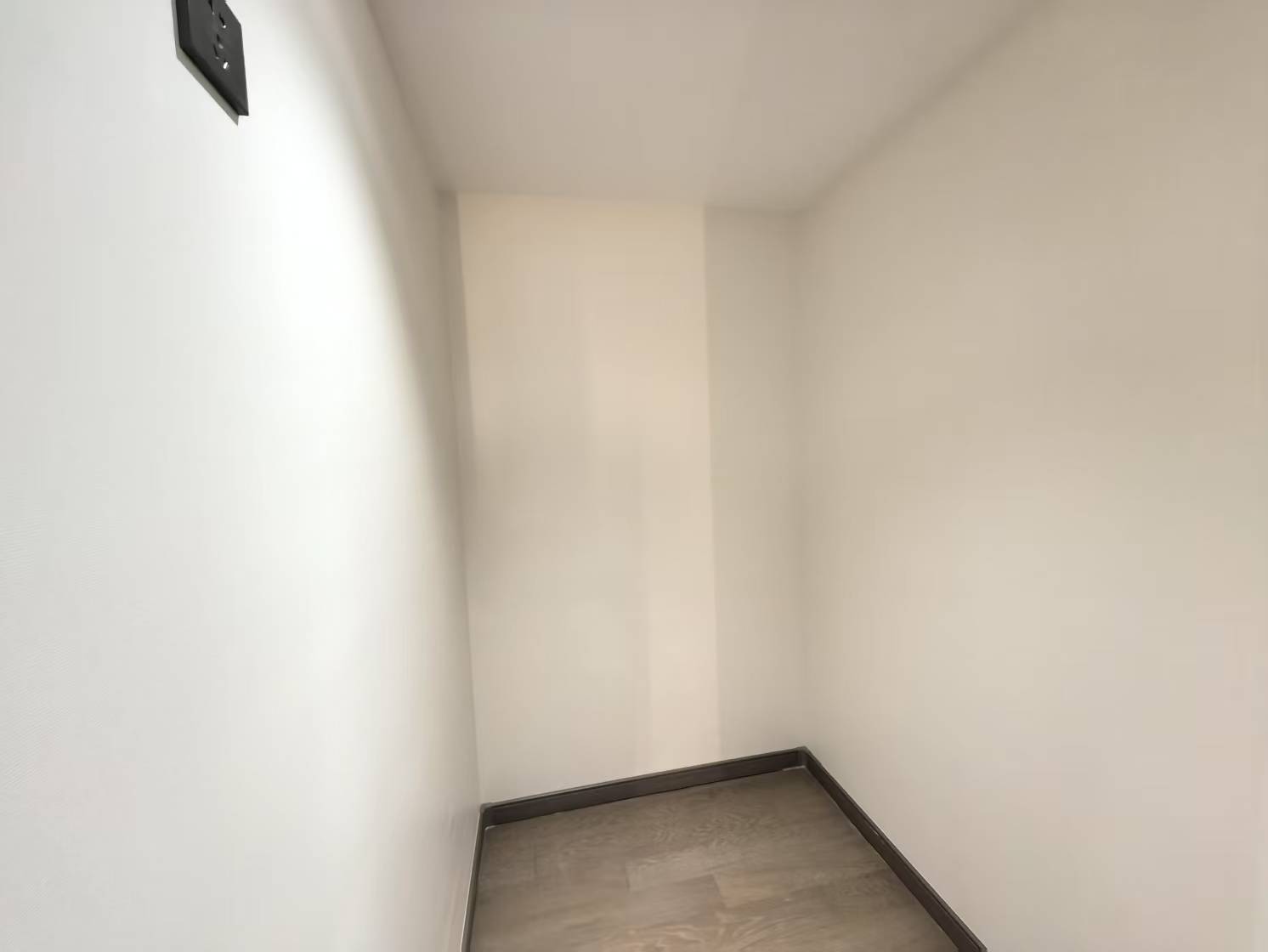 万科翡翠东第 4室2厅2卫 149.82m²
