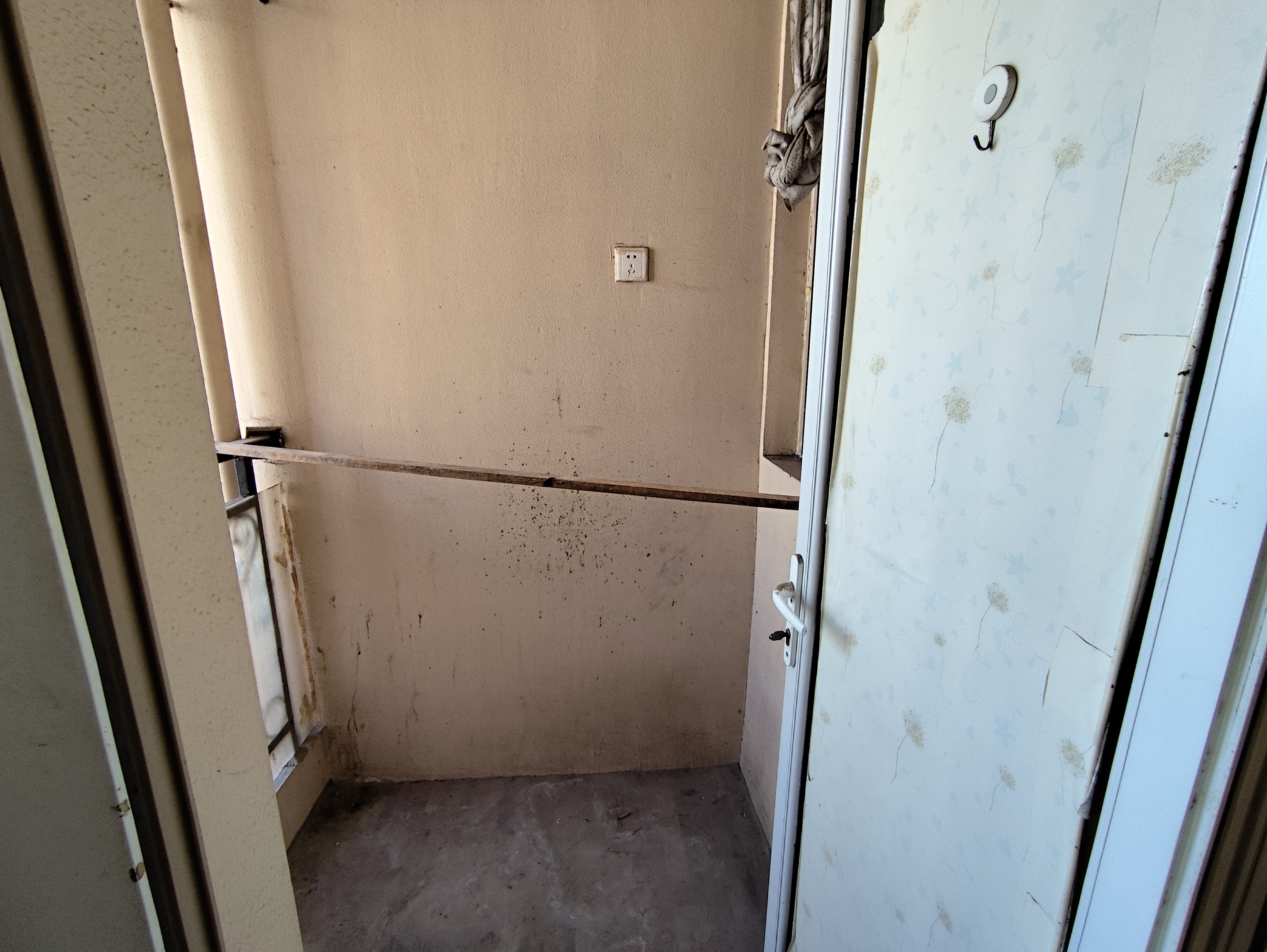 中南世纪花城二期 2室1厅1卫 102m²