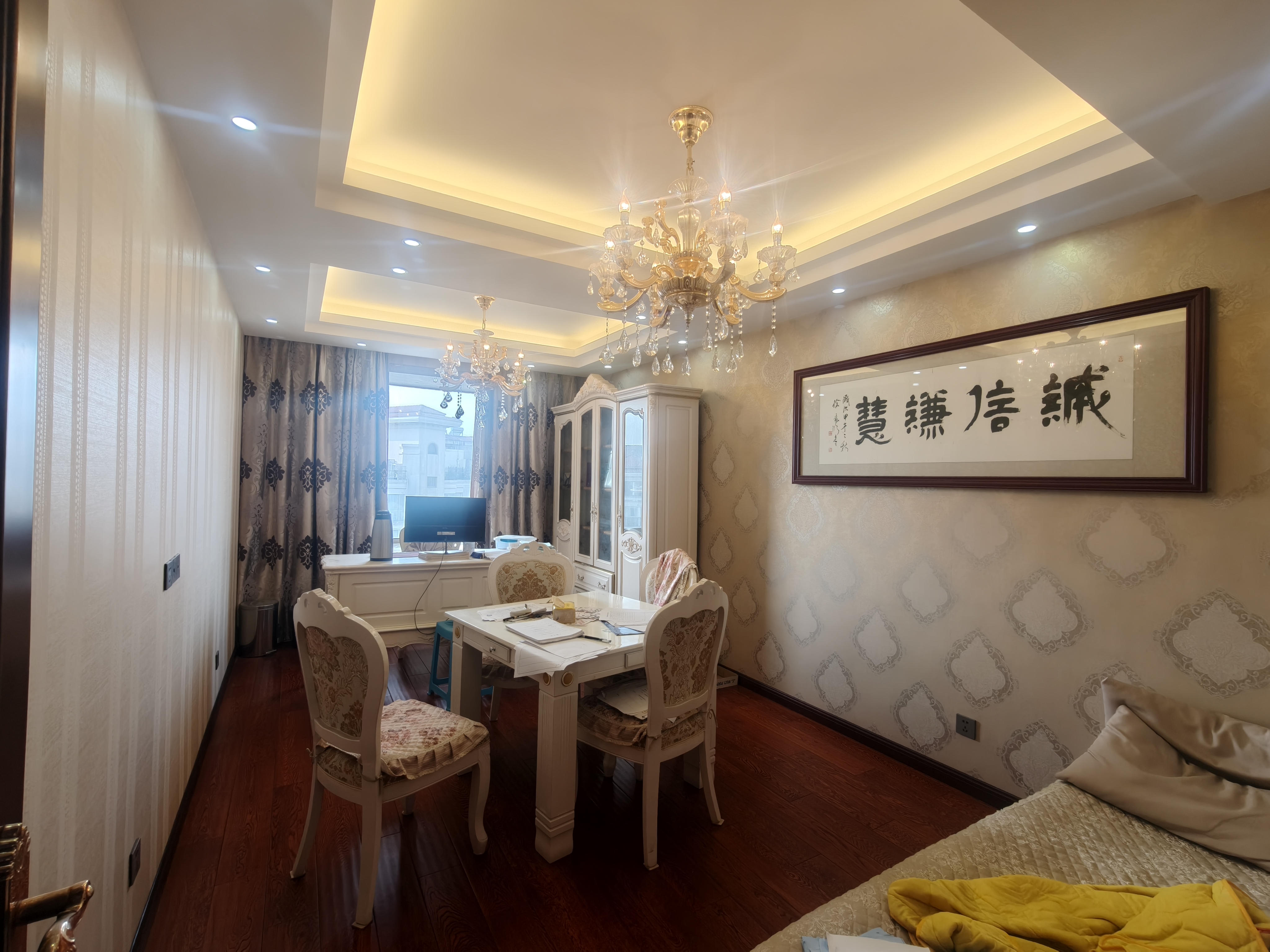 优山美地花园南区 4室2厅2卫 207.89m&sup2;