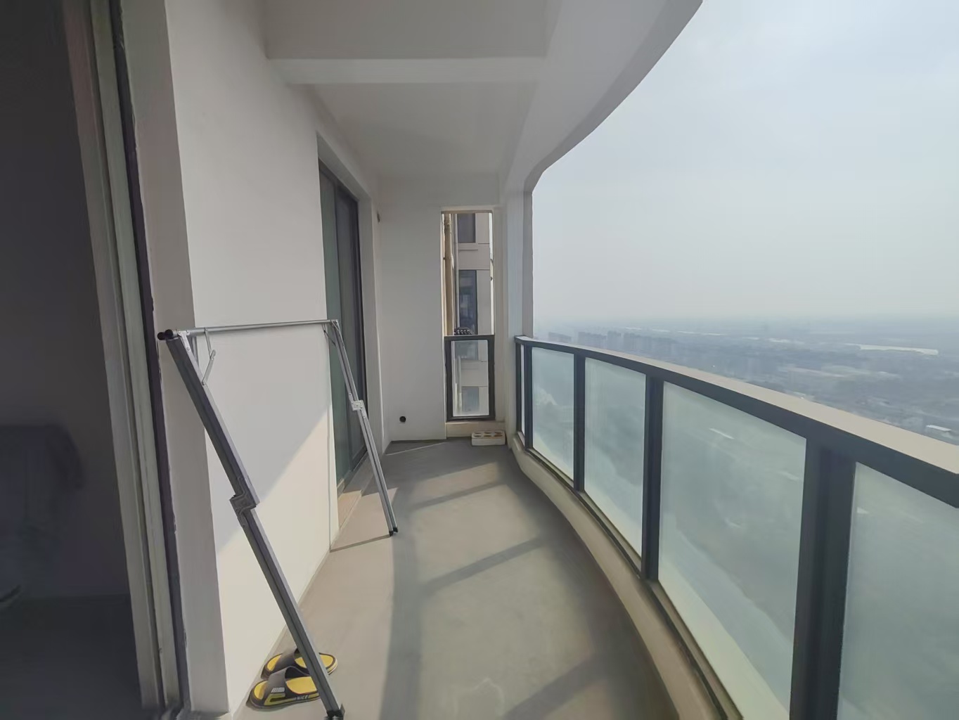 湖滨华庭 2室2厅1卫 91m&sup2;