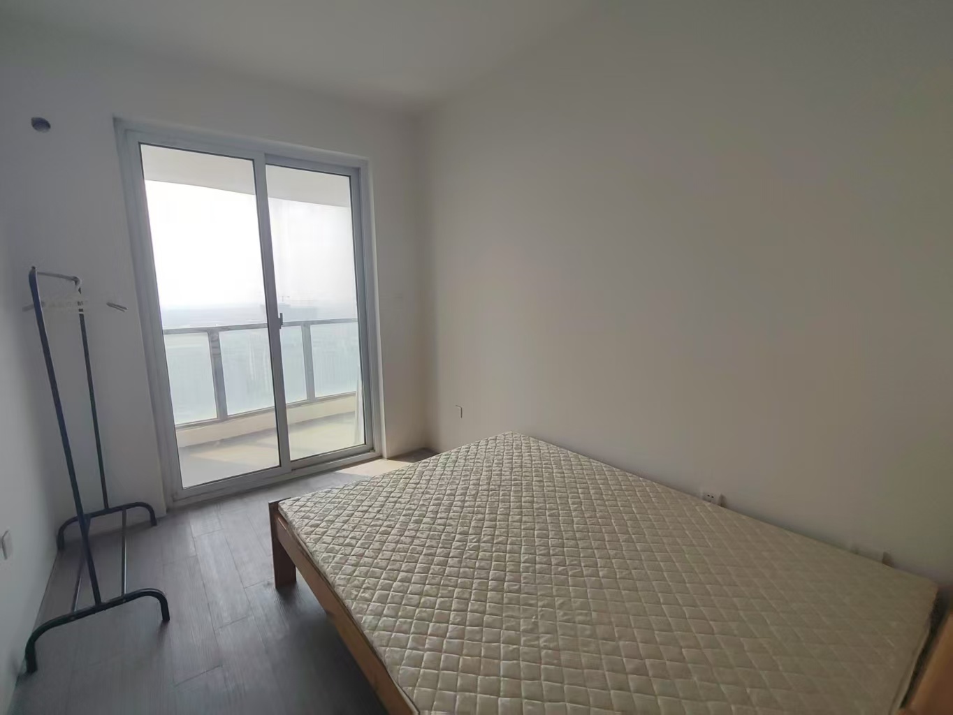 湖滨华庭 2室2厅1卫 91m&sup2;