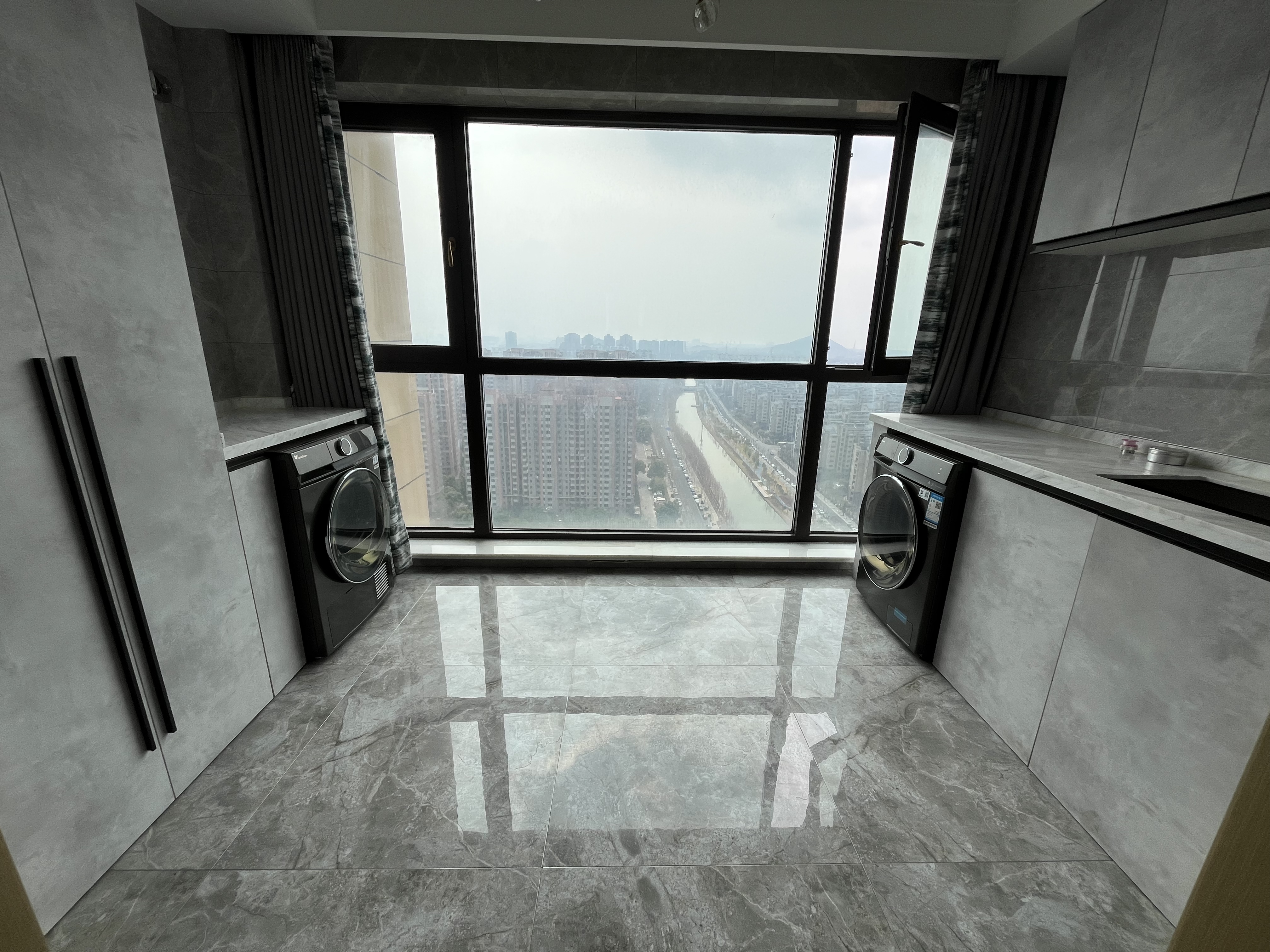 景瑞御府 3室2厅2卫 118.68m&sup2;