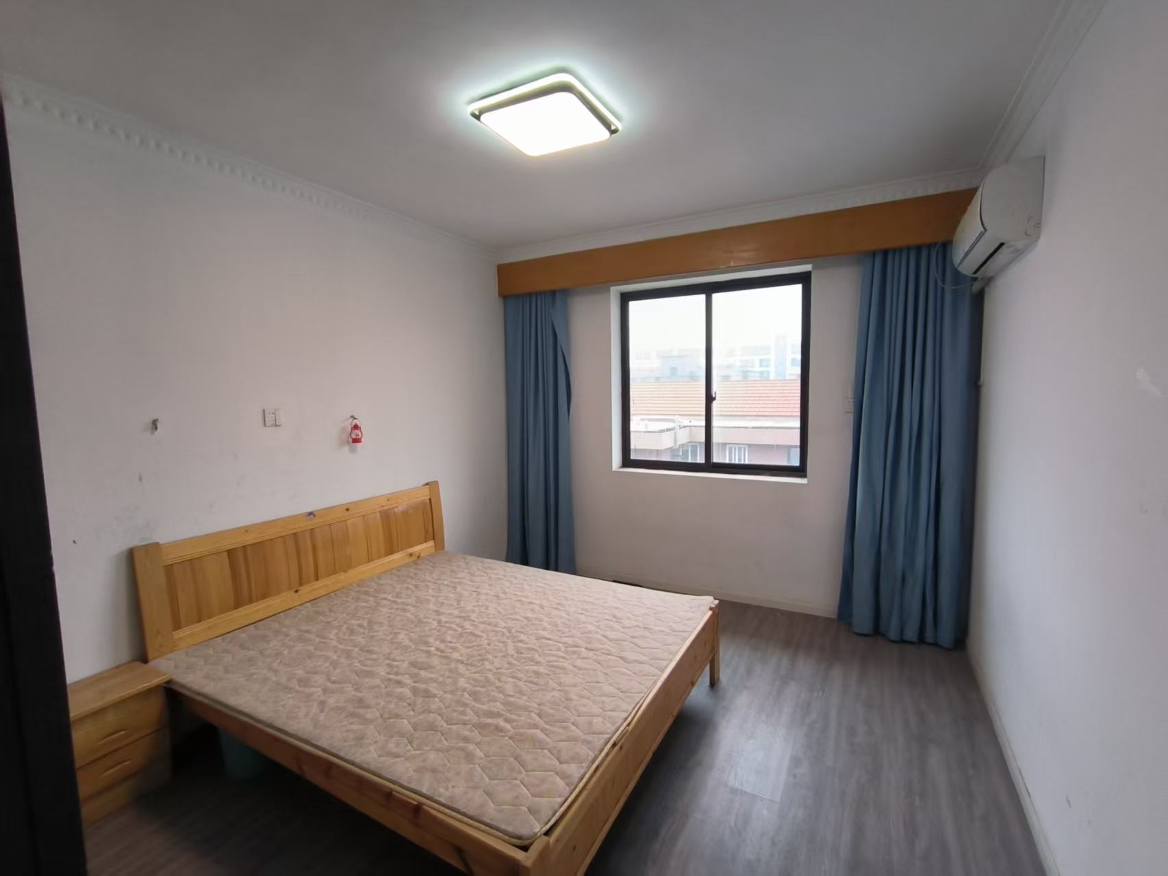 姚港路31号 3室2厅1卫 80.24m&sup2;