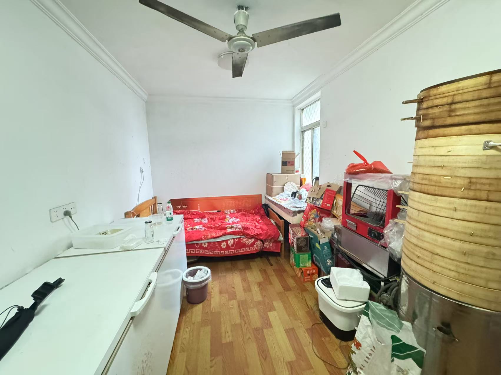虹桥东村 2室1厅1卫 66m&sup2;