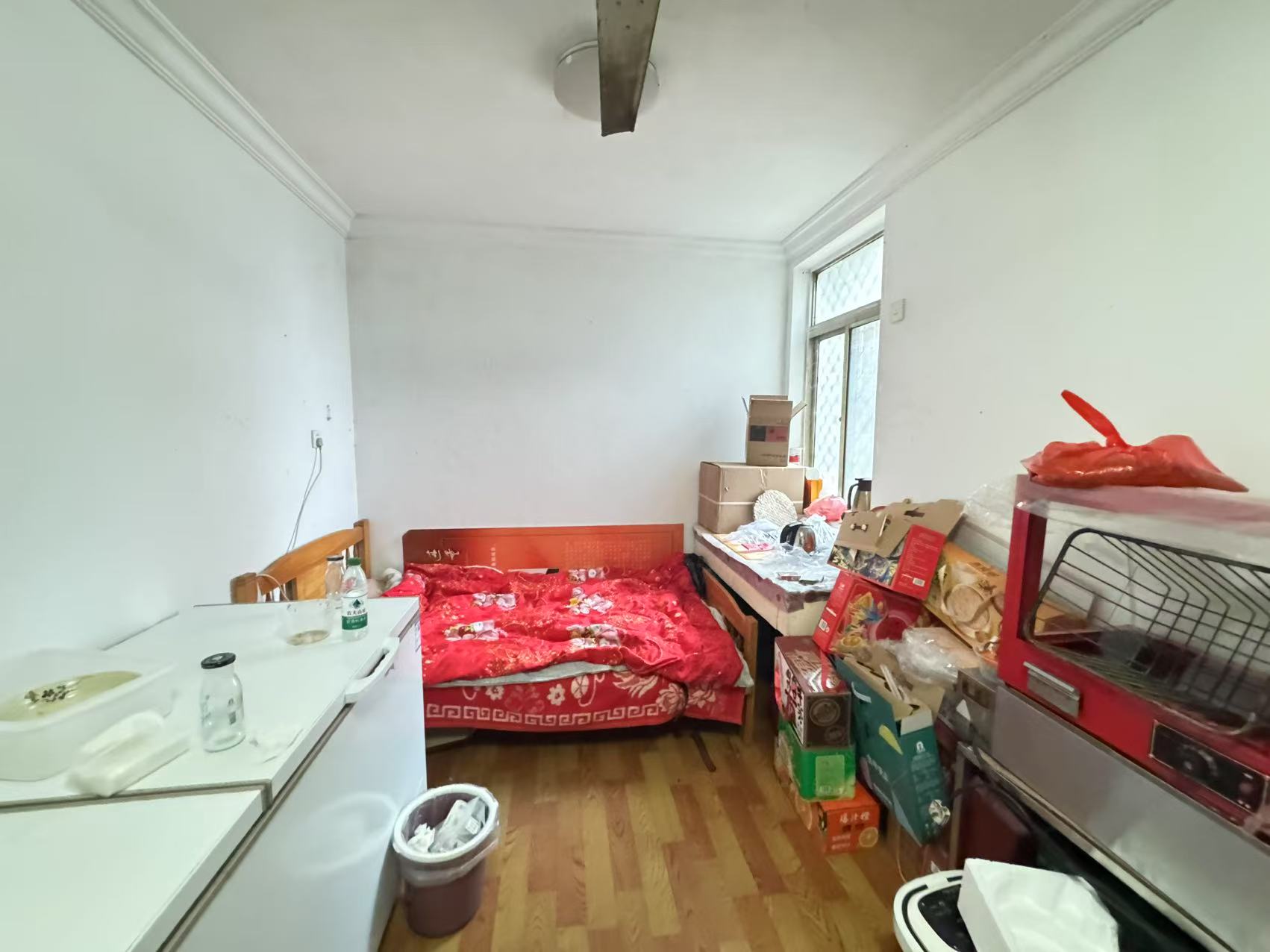 虹桥东村 2室1厅1卫 66m²
