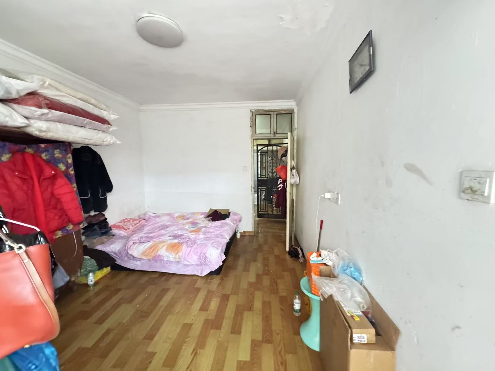 虹桥东村 2室1厅1卫 66m&sup2;