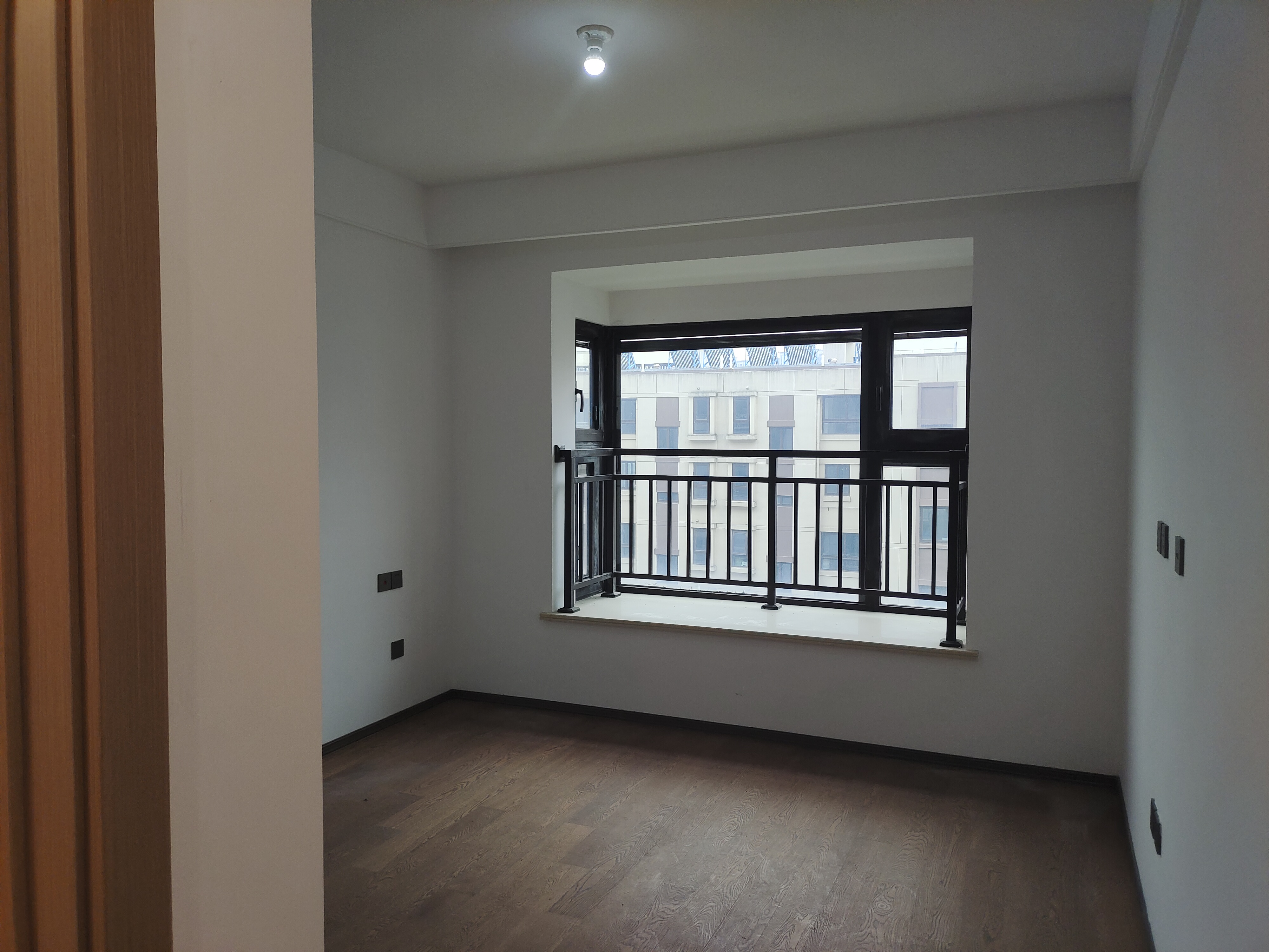 春风南岸西园 4室2厅2卫 122.00m&sup2;