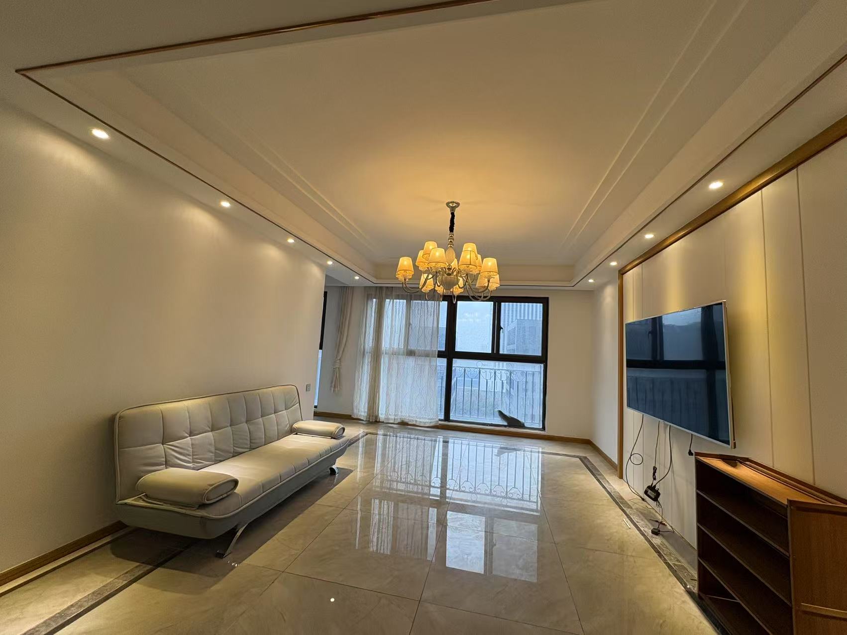 中南世纪花城三期 4室2厅2卫 176m&sup2;