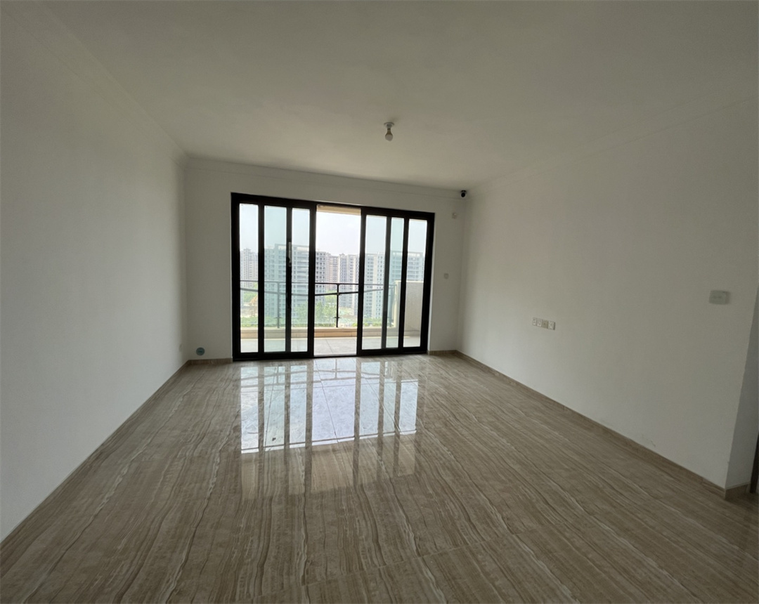 碧桂园时代悦城 4室2厅2卫 141.74m²