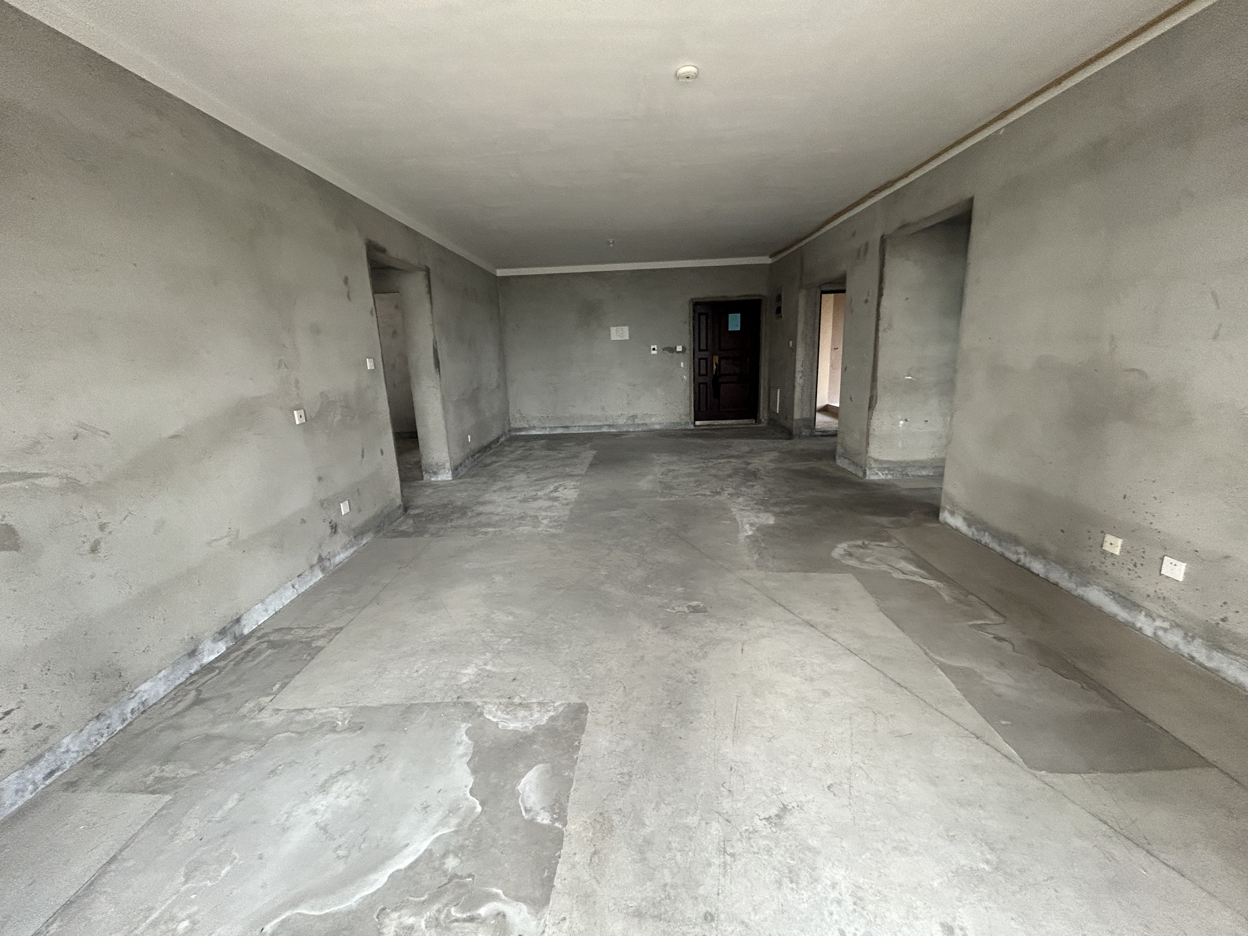 华强城四期 5室2厅2卫 166m&sup2;