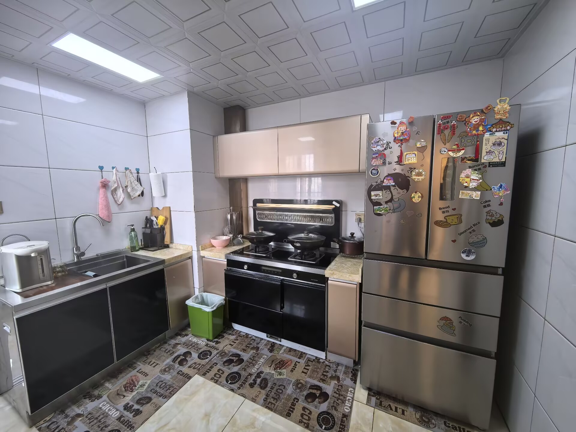 华强城一期 4室2厅2卫 199m²