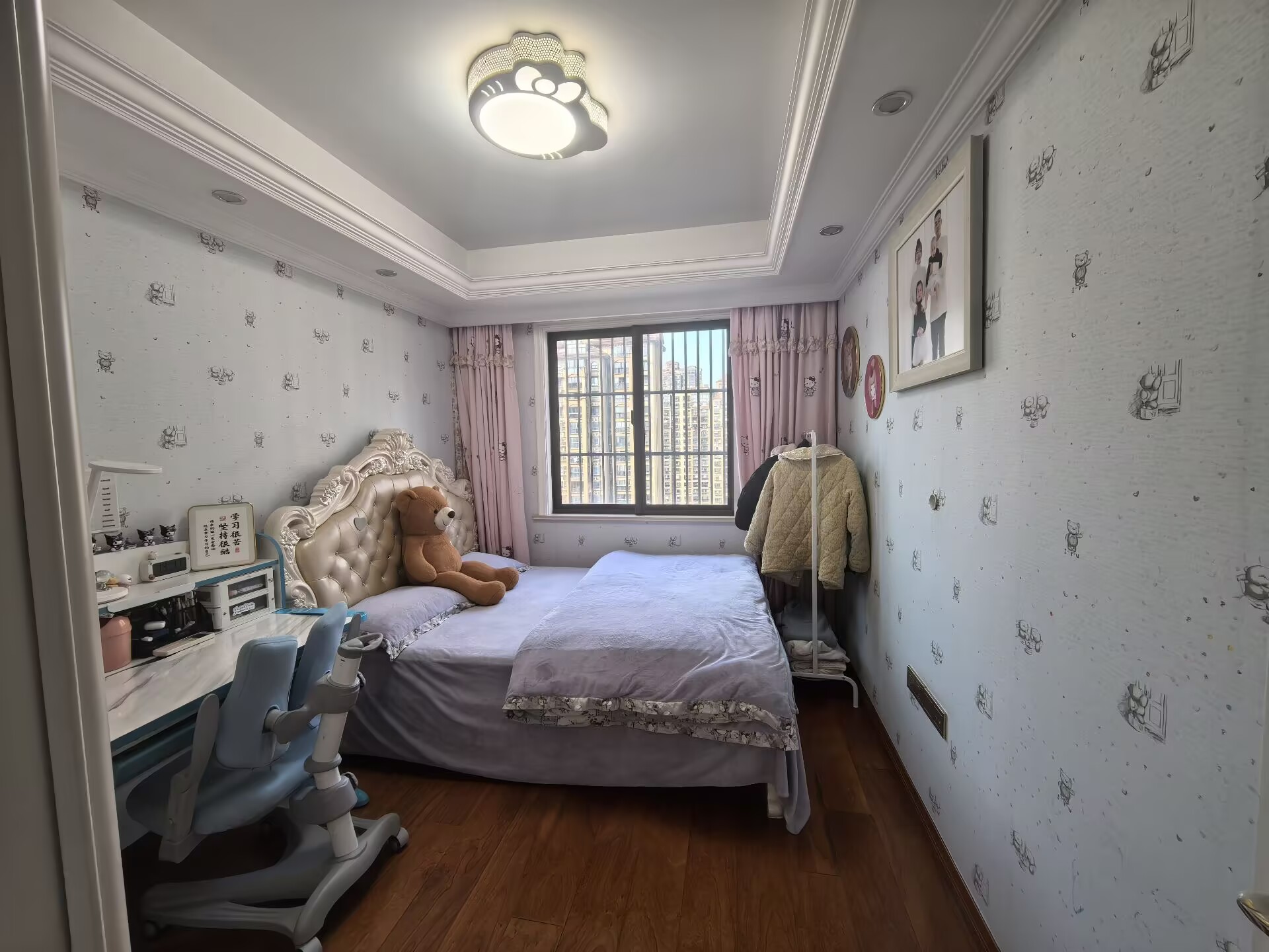 华强城一期 4室2厅2卫 199m²