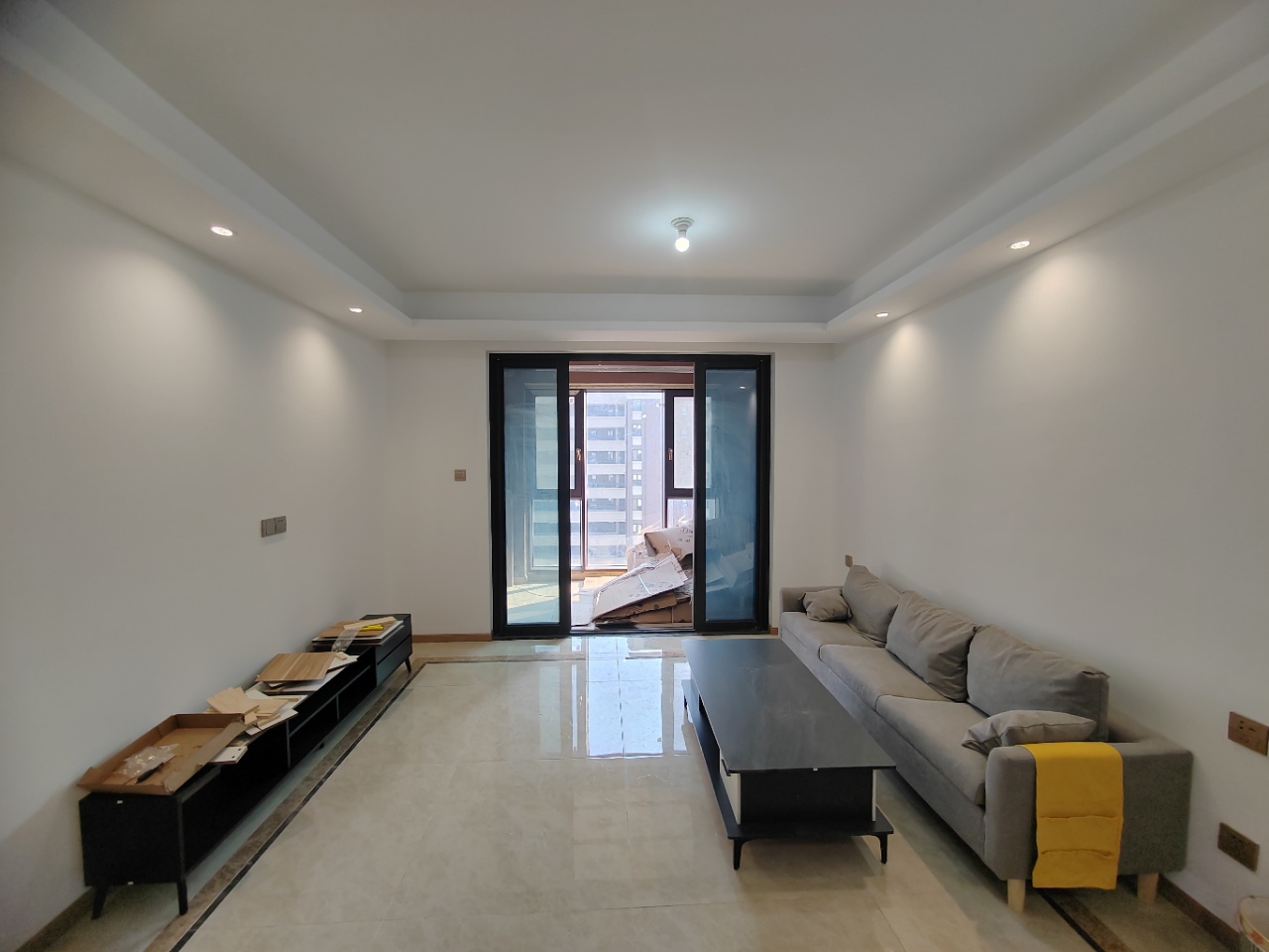 林肯公园 3室2厅1卫 92m²
