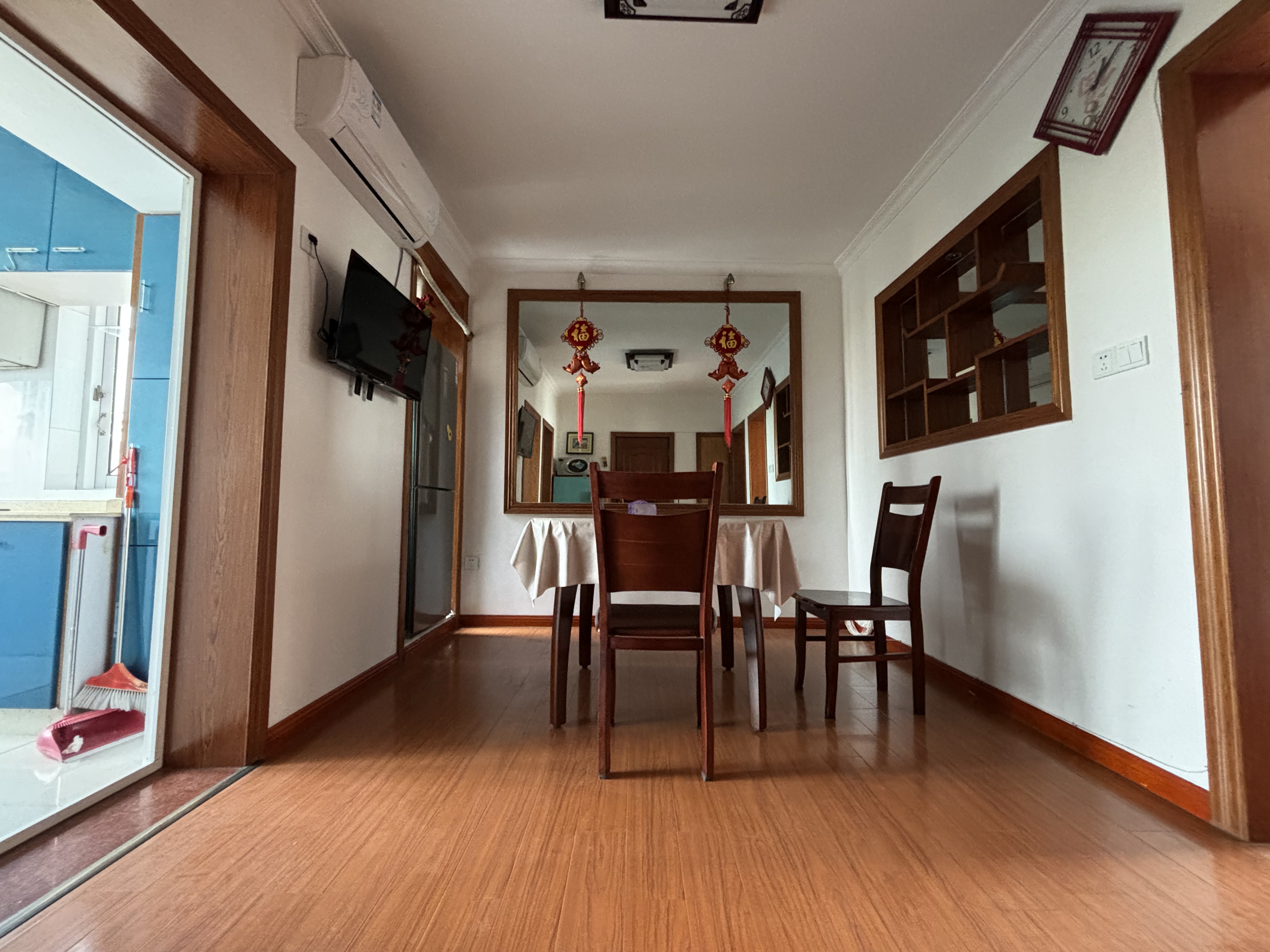 虹桥东村 2室1厅1卫 72m²