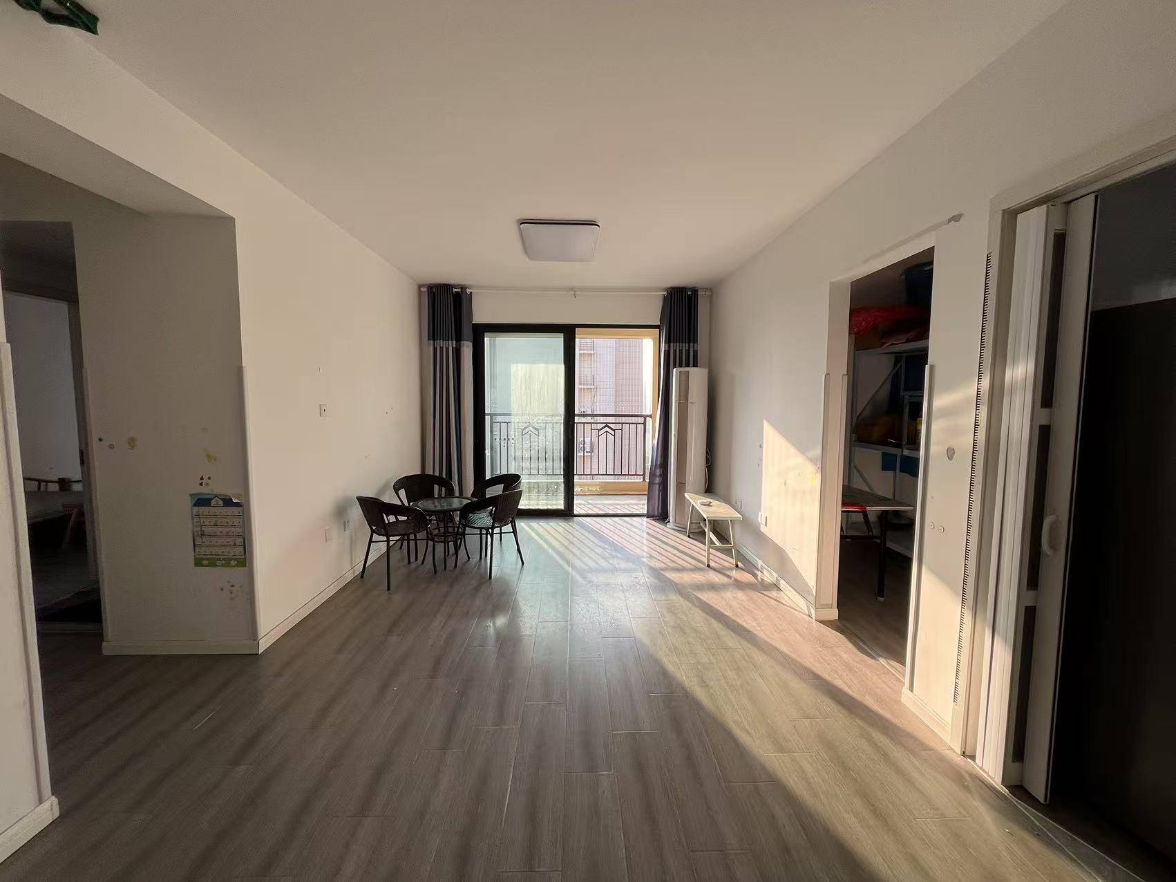 招商新城雍景湾 3室2厅1卫 92.00m²