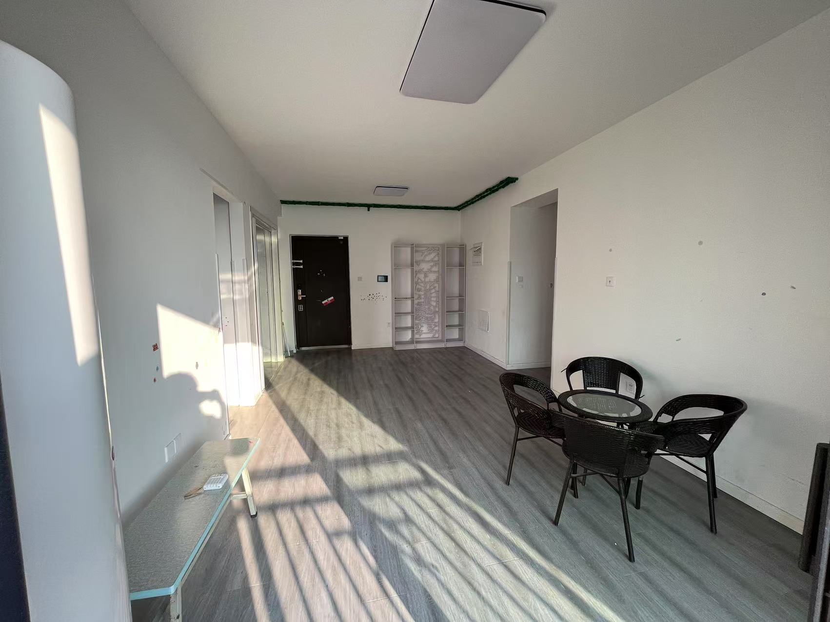 招商新城雍景湾 3室2厅1卫 92.00m²