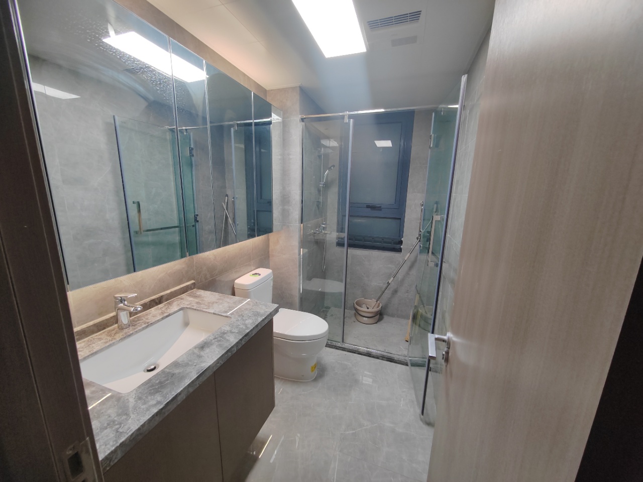 卓越府 3室2厅2卫 118m&sup2;