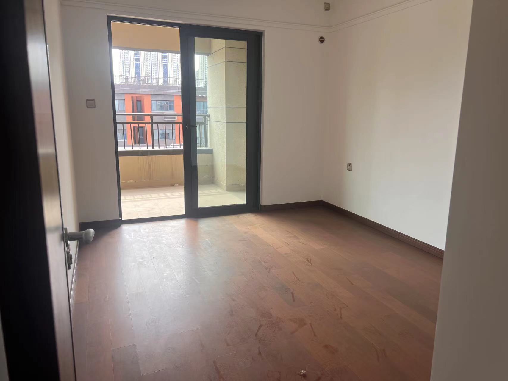 万科白鹭郡 3室2厅2卫 120m&sup2;