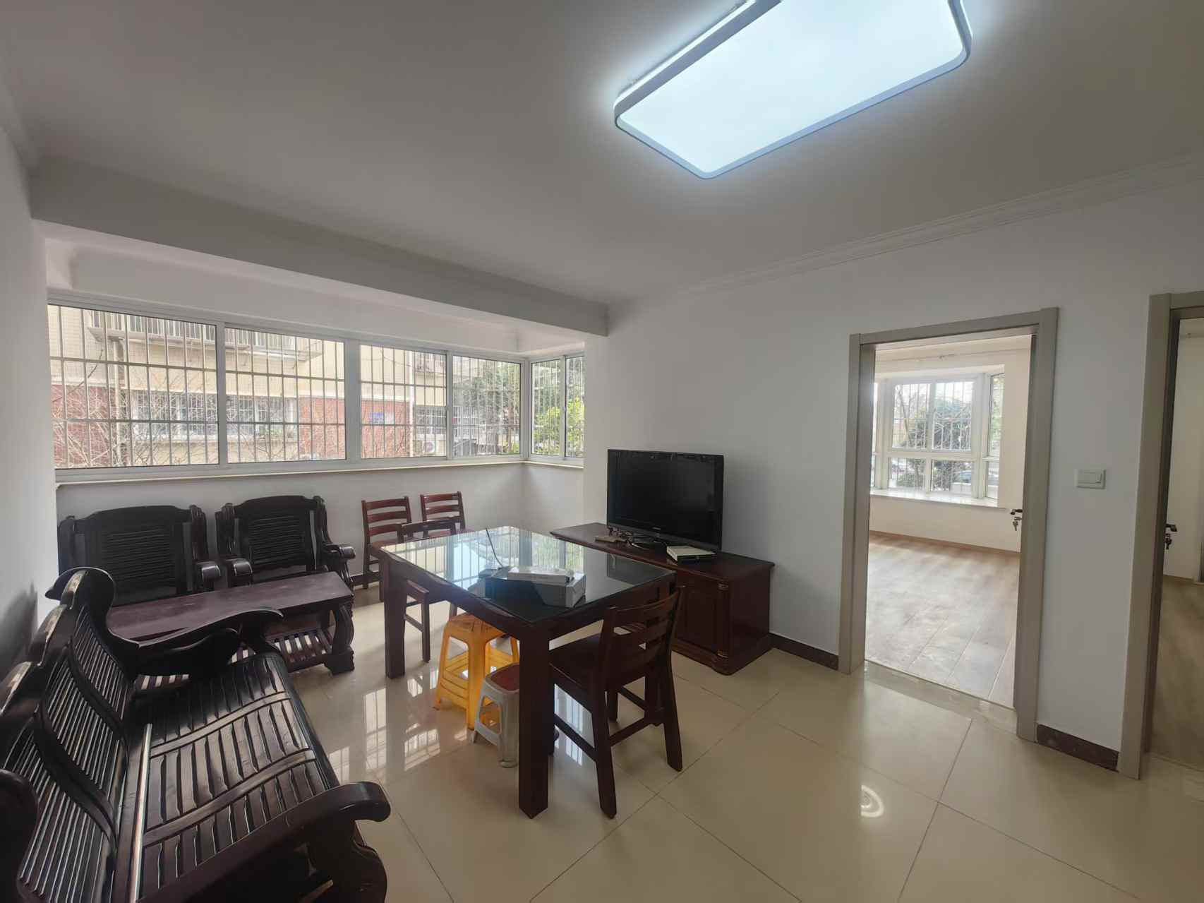 景河苑 2室1厅1卫 88m&sup2;