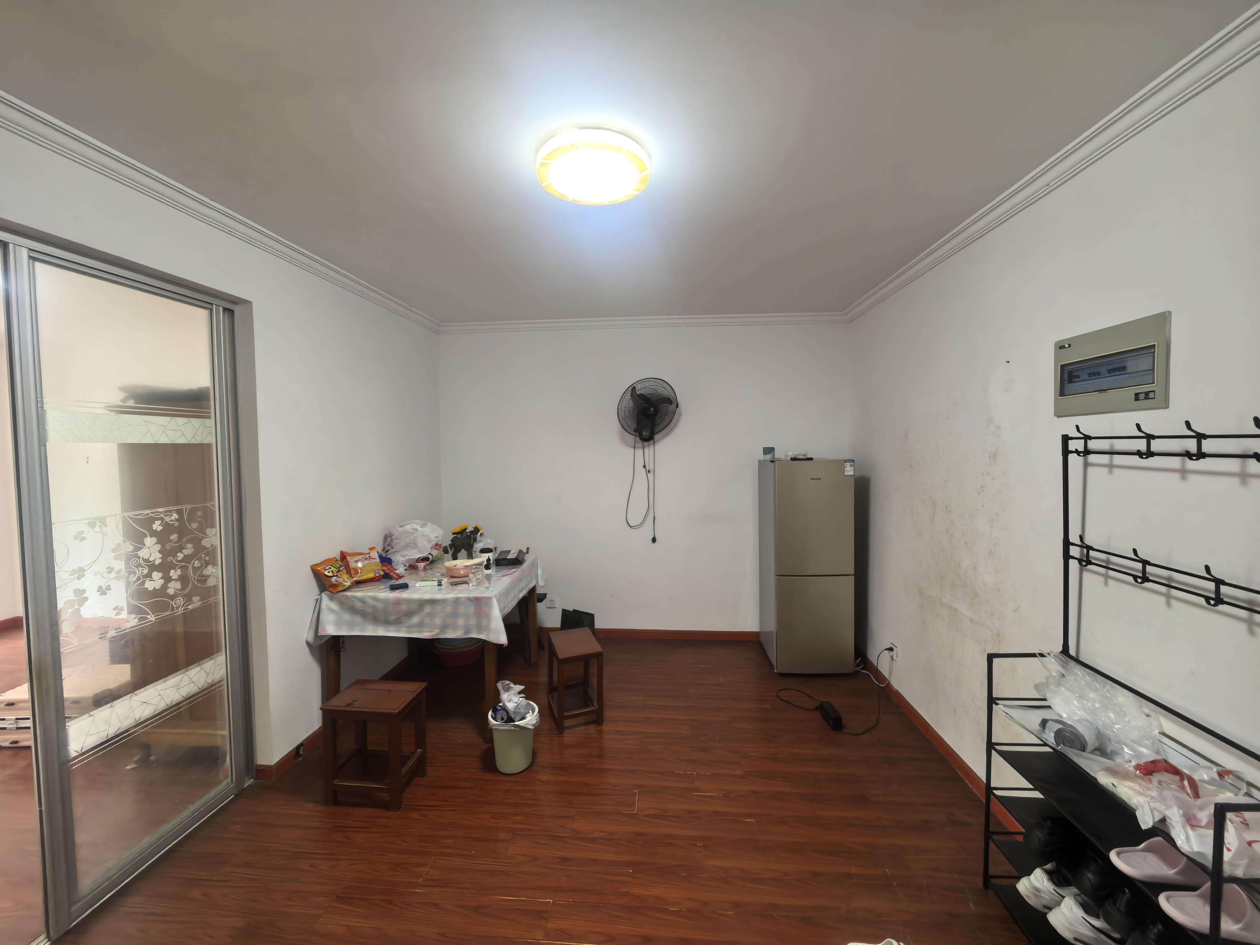 学士府 2室1厅1卫 78m²