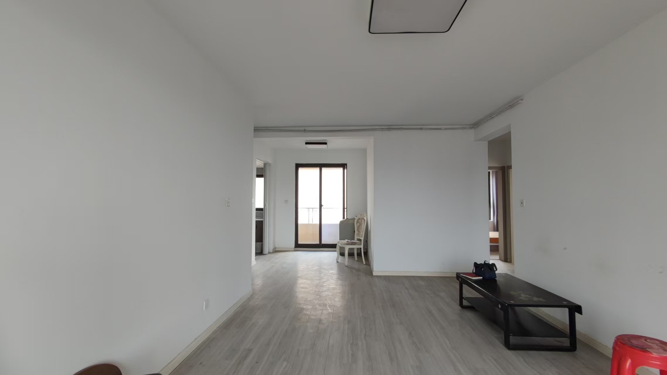 保利香槟国际 3室2厅2卫 130.00m²